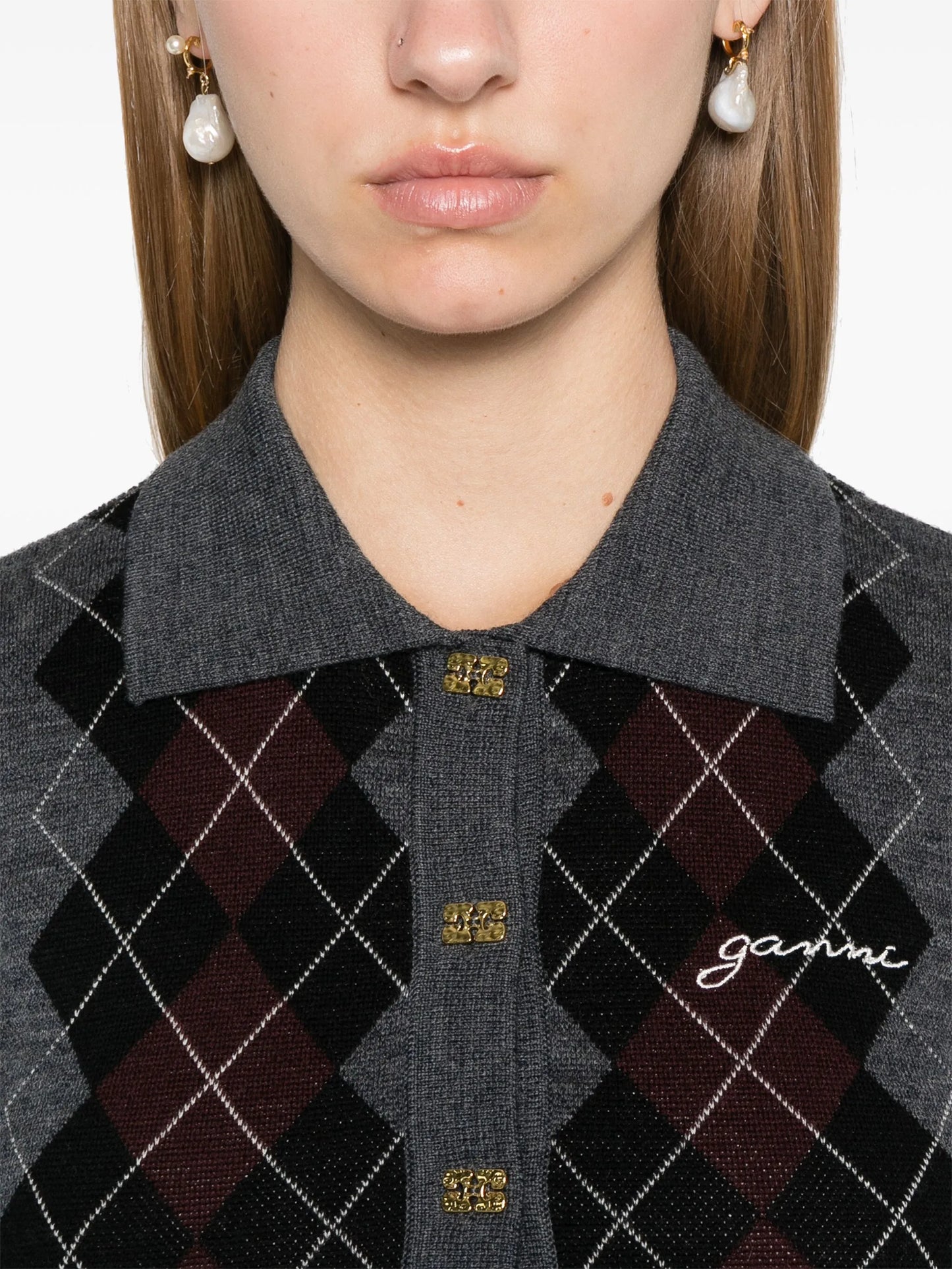 grey knitted polo shirt