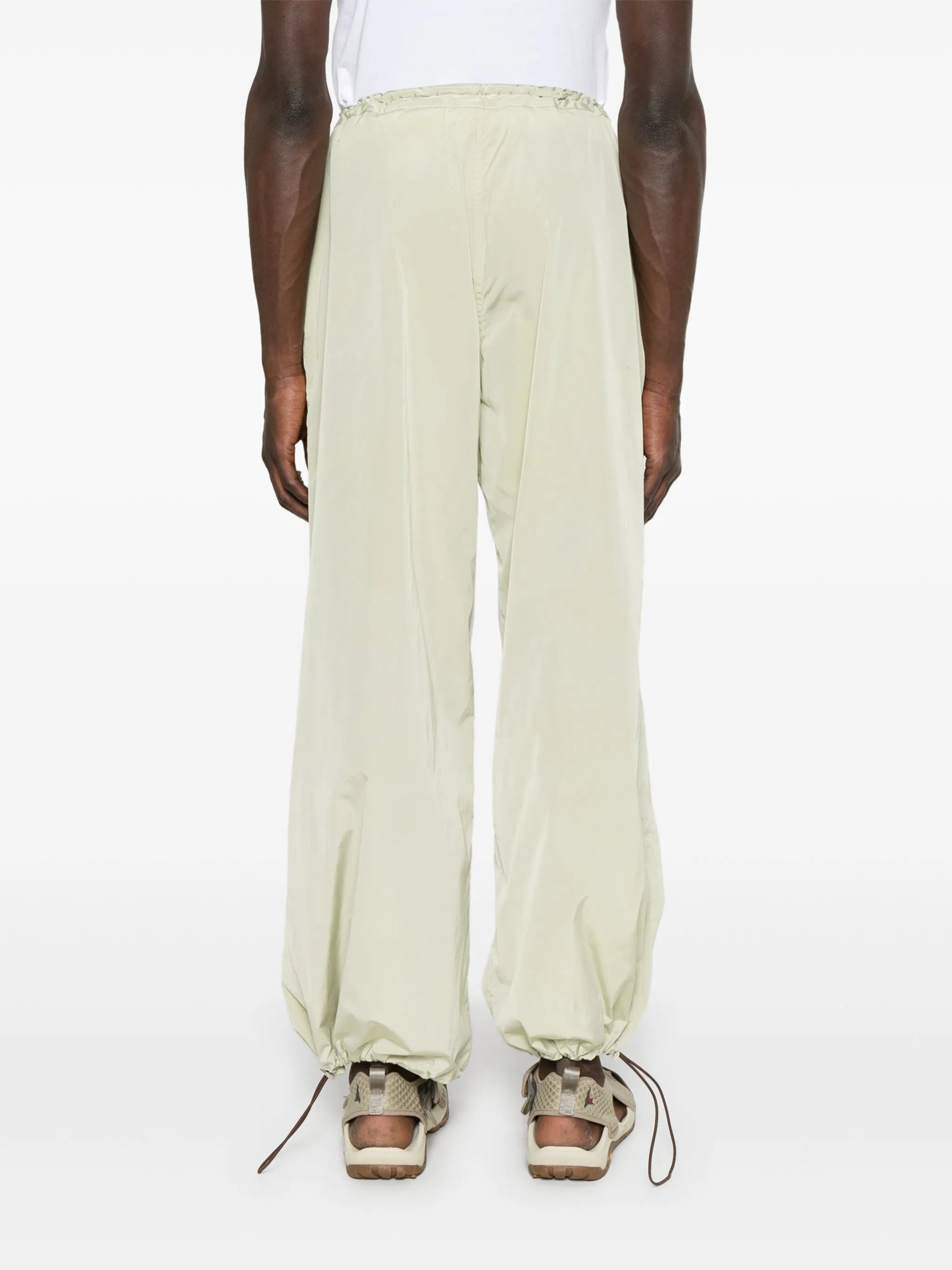 zip-pockets parachute trousers