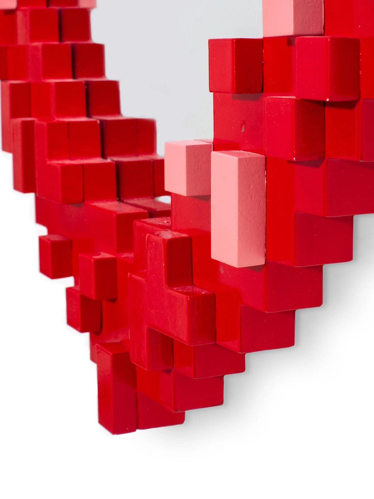 Pixel mirror - heart