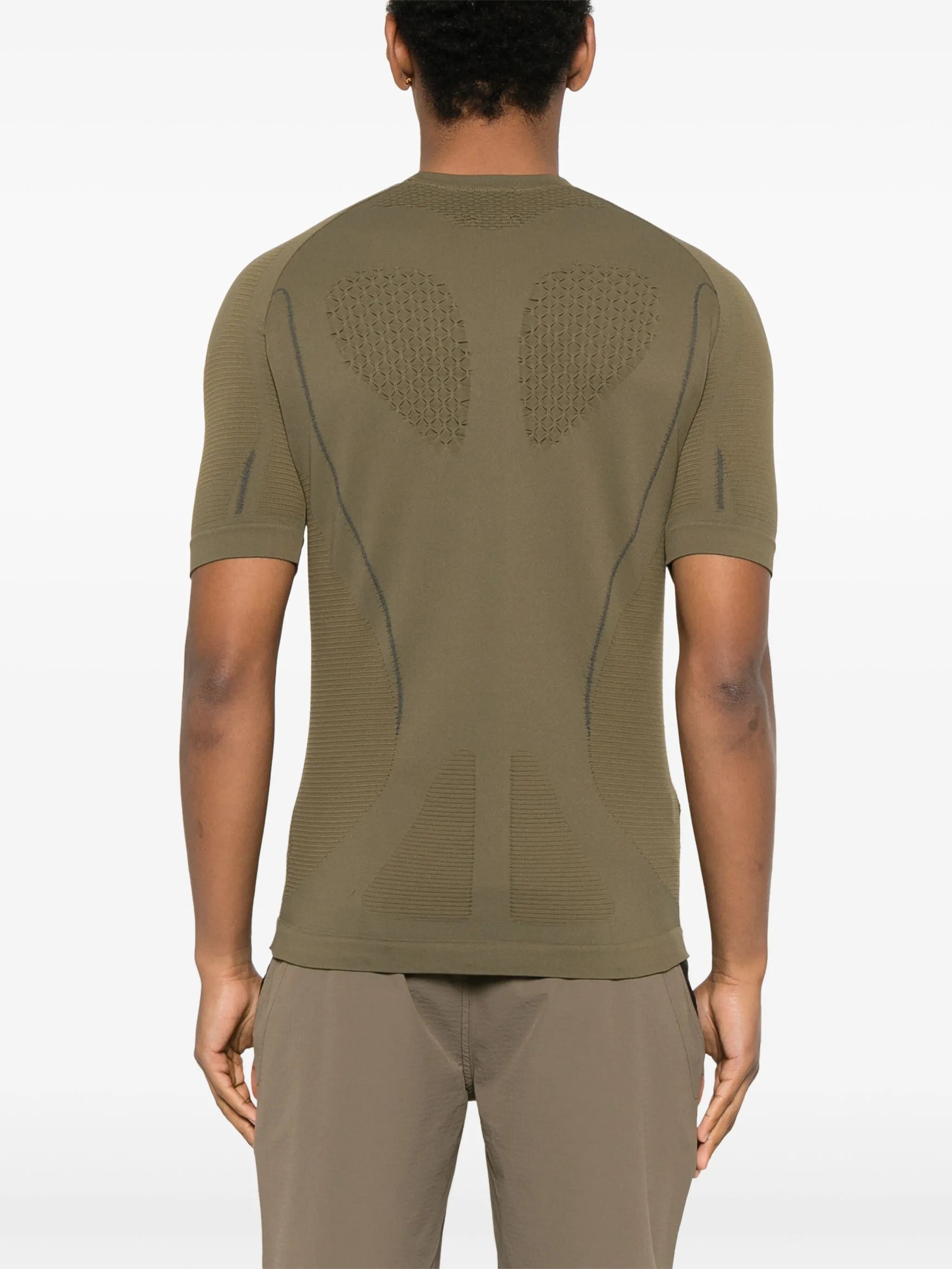 seamless T-shirt