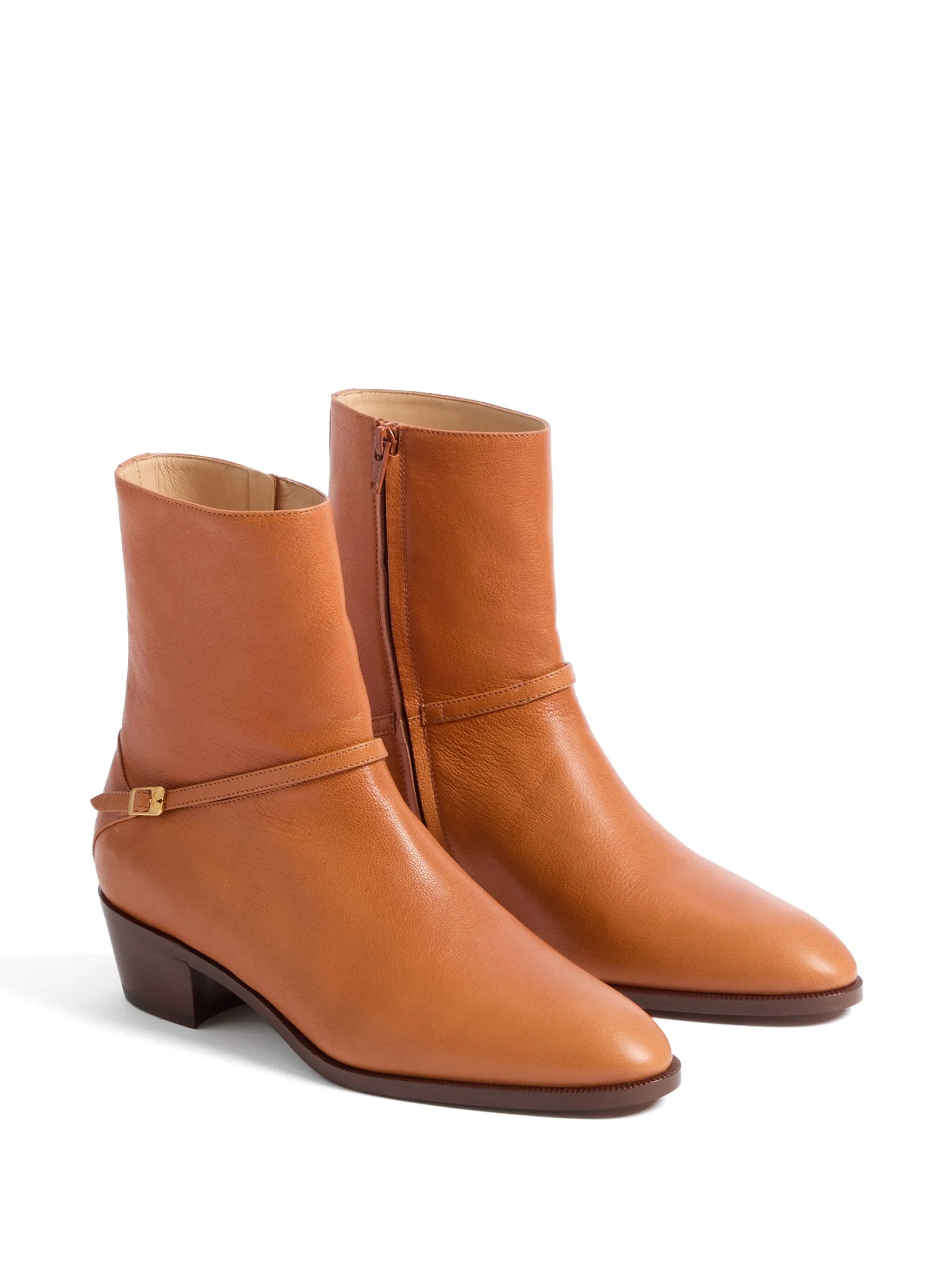 Pat leather ankle boots
