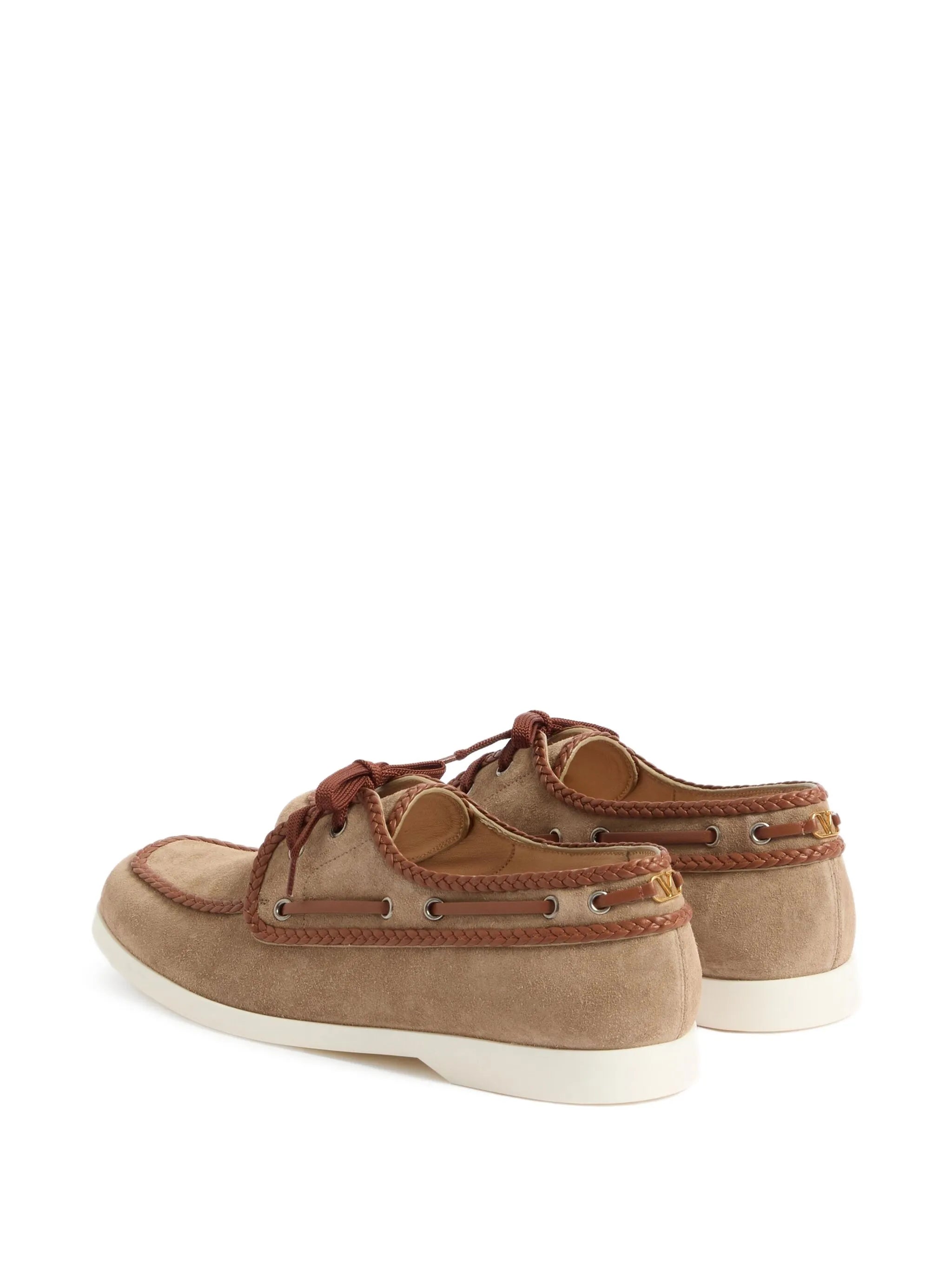 lace up boat shoes