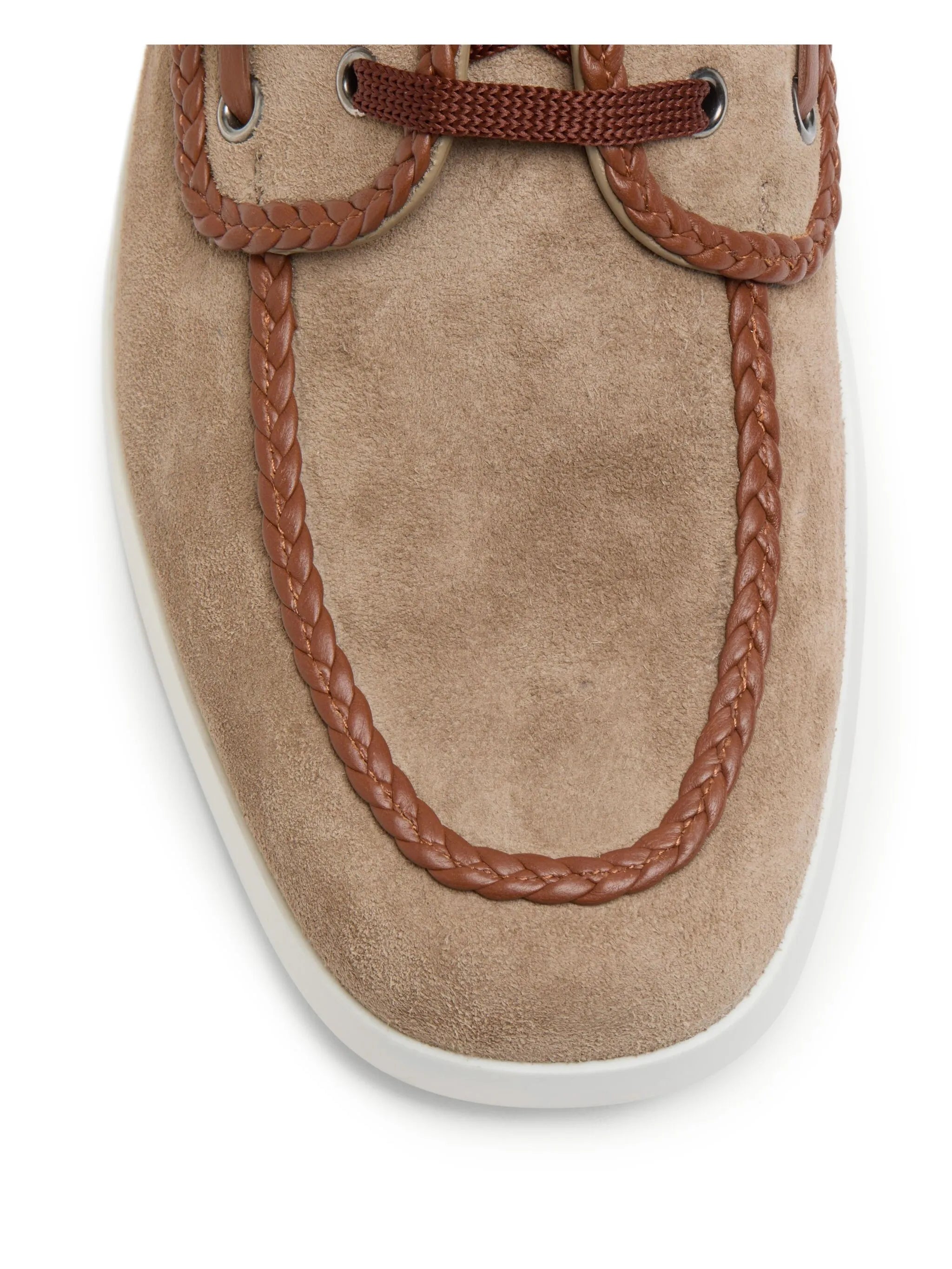 lace up boat shoes