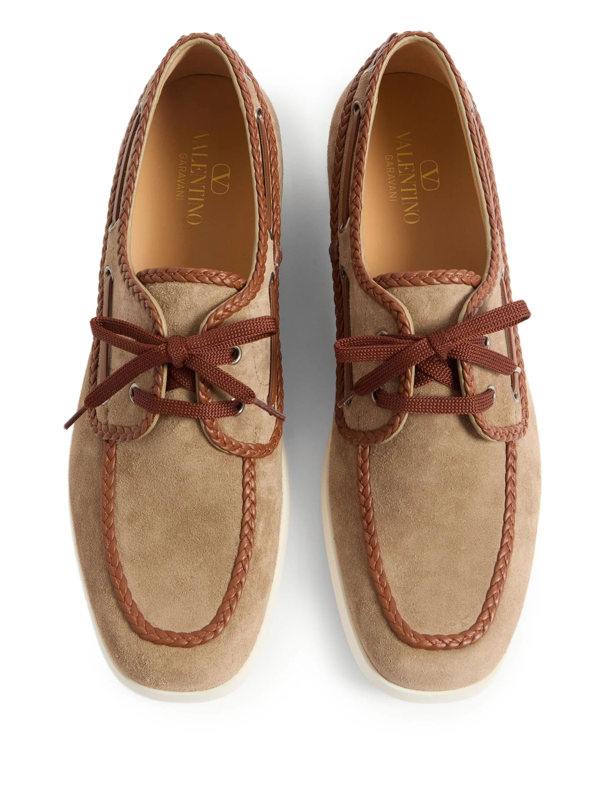 lace up boat shoes