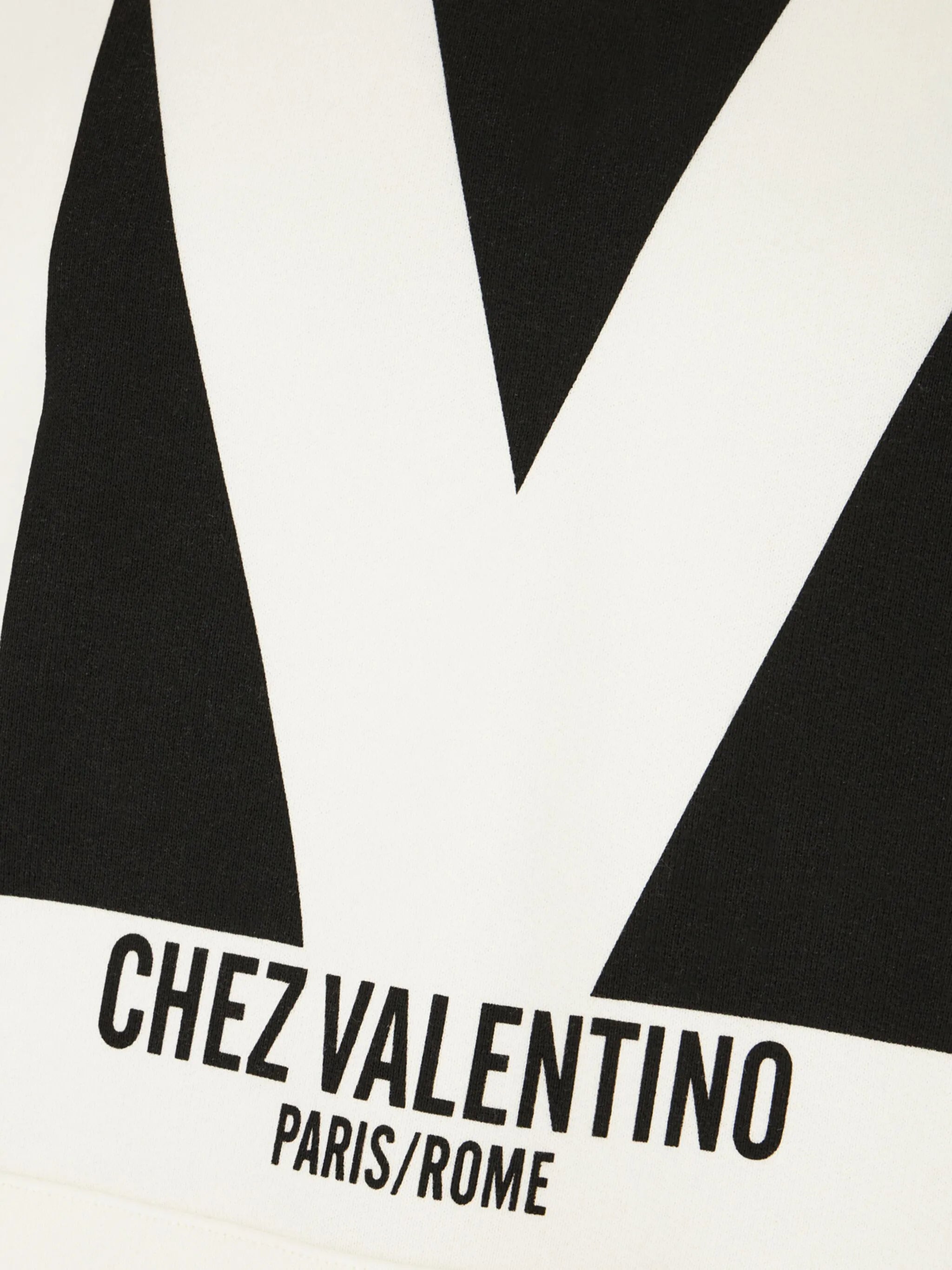 Chez-patch hoodie