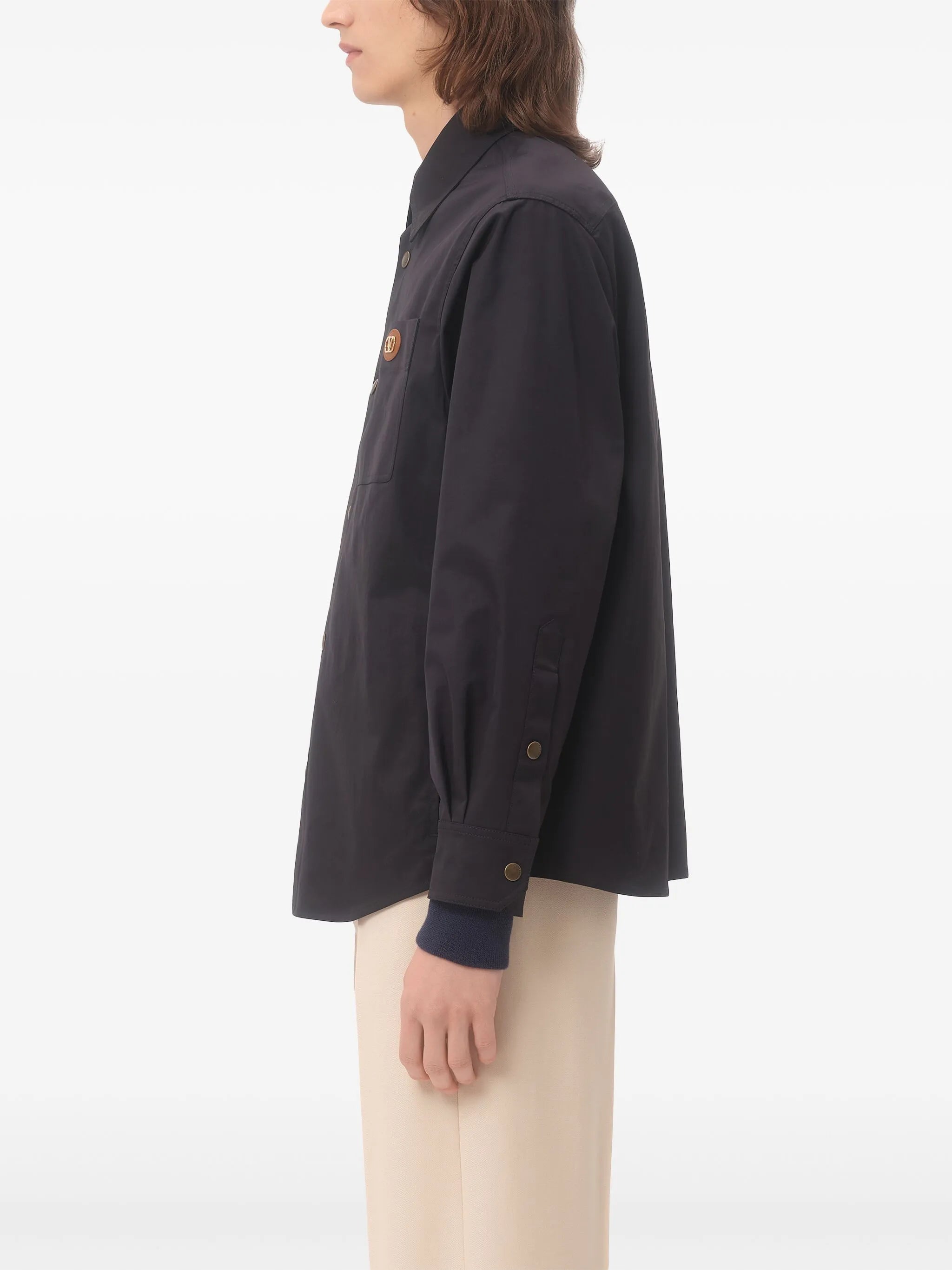 V-detail shirt jacket