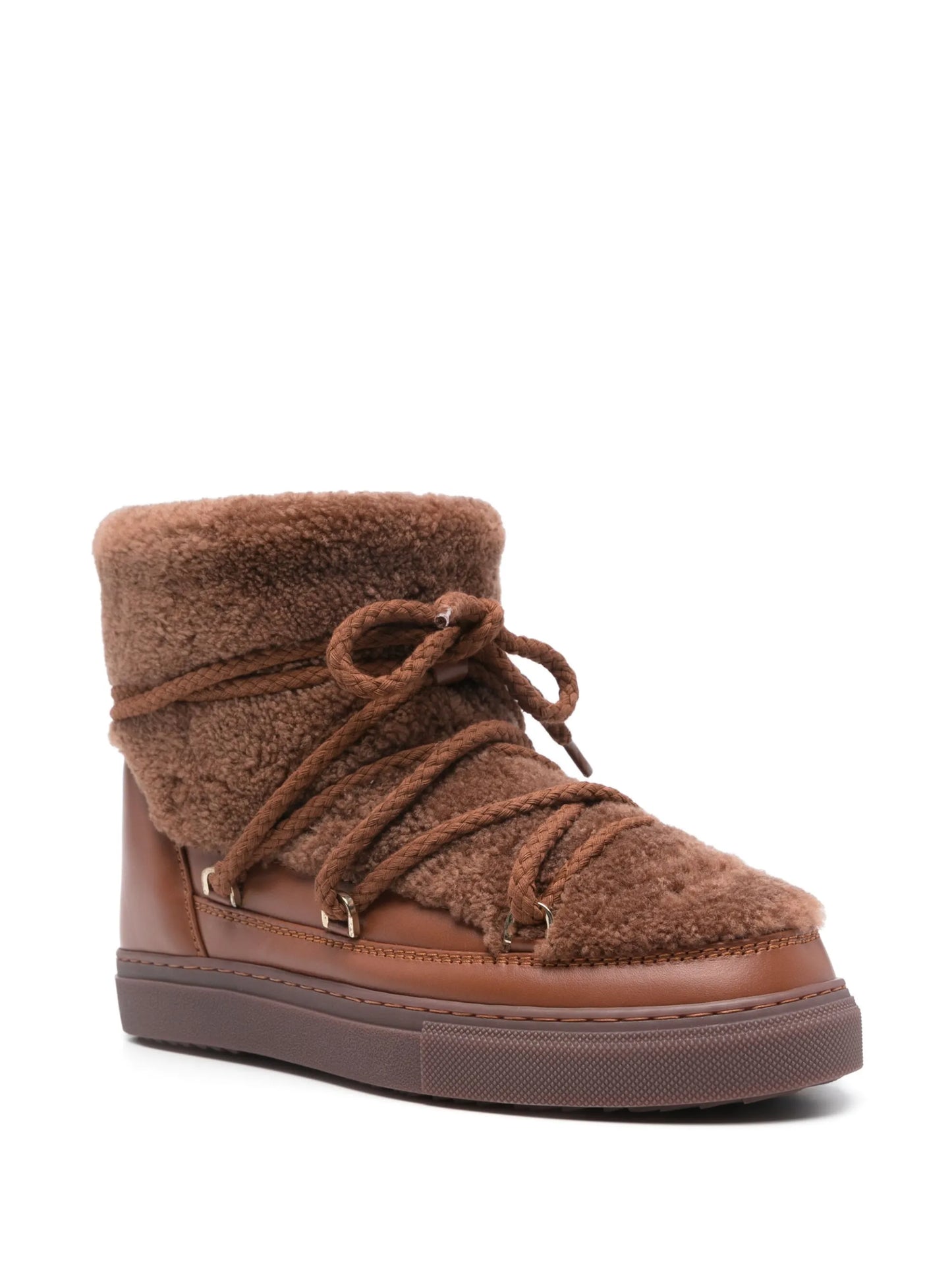 Curly boots