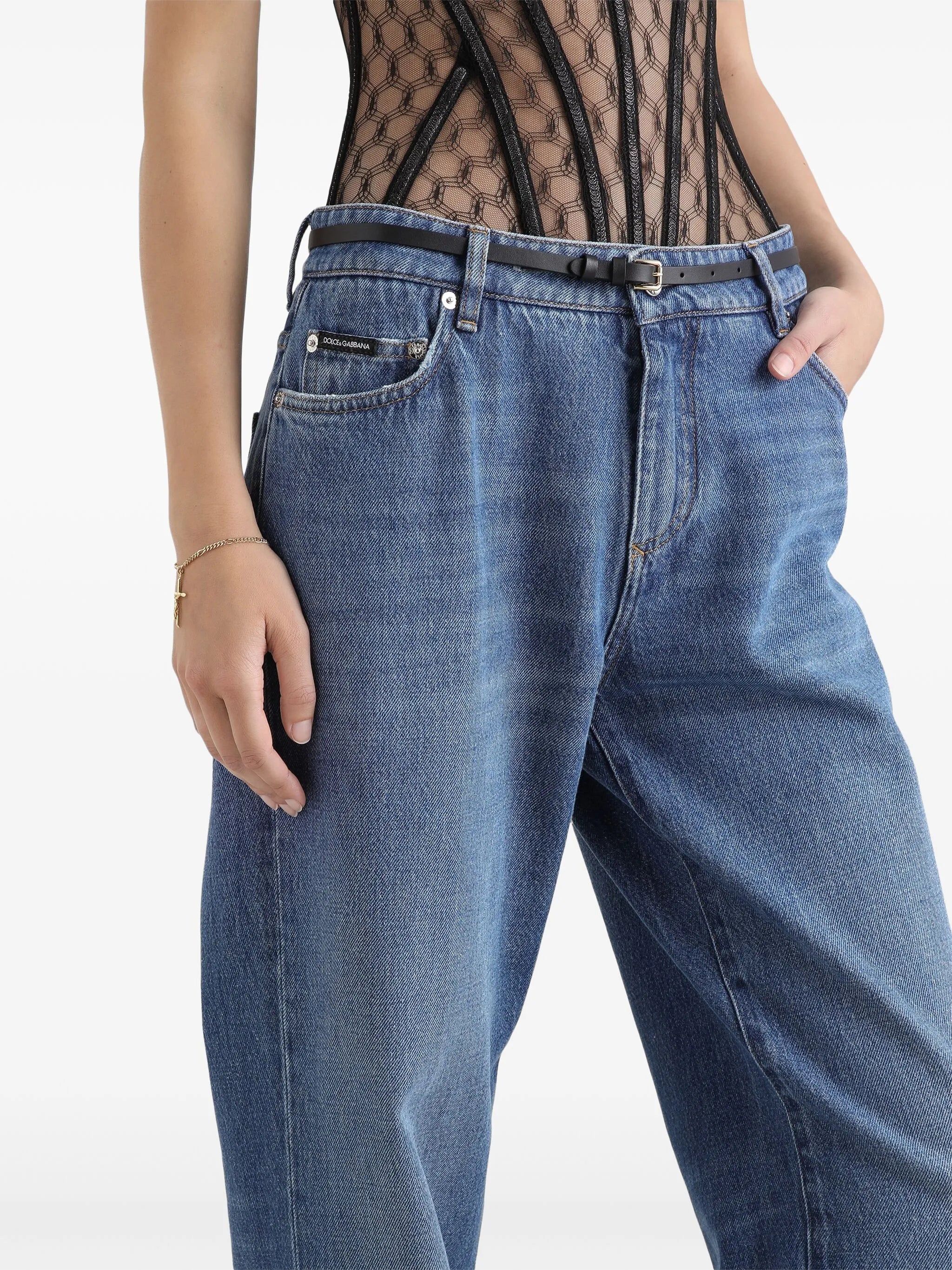 stonewashed jeans