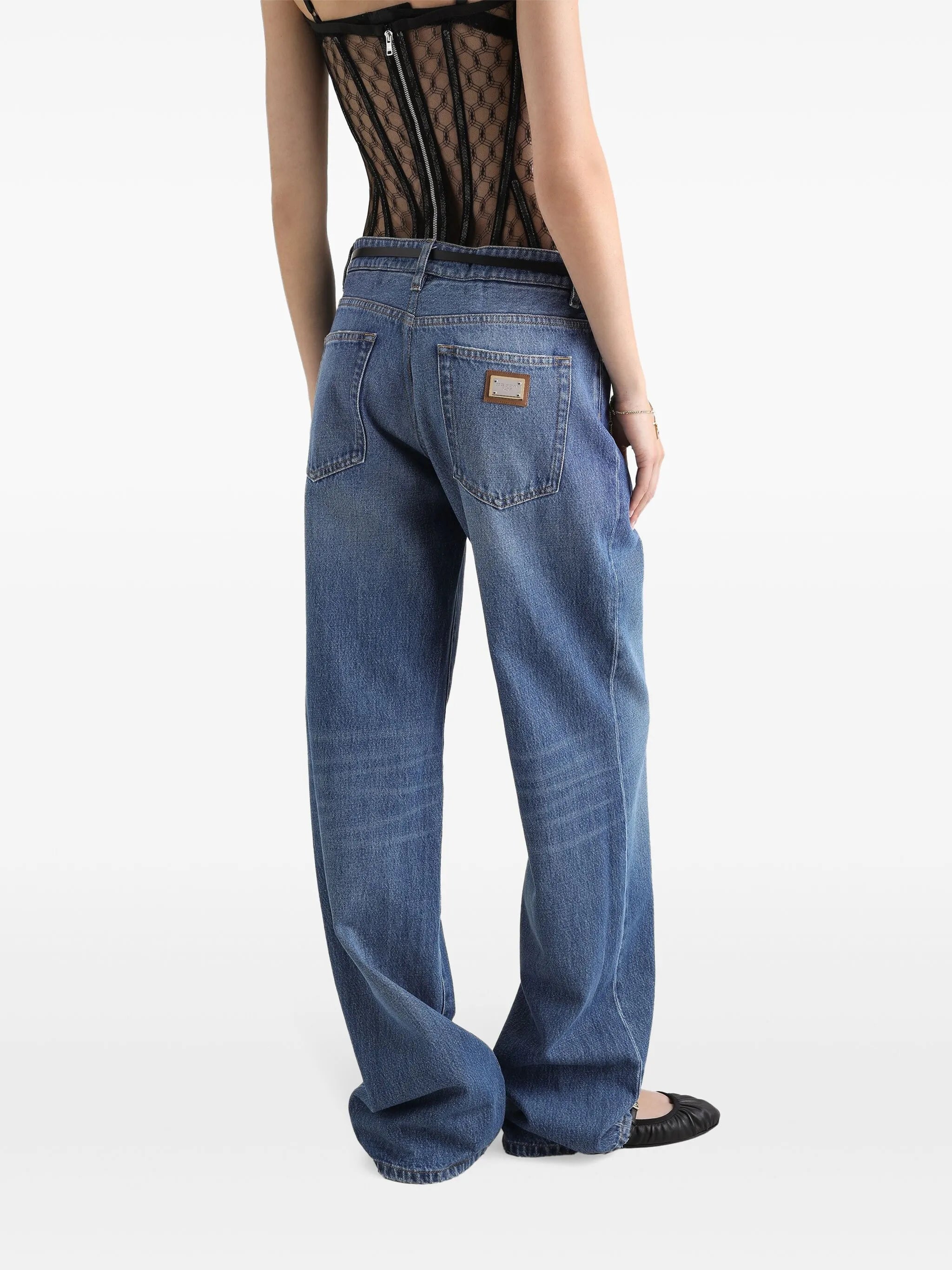 stonewashed jeans