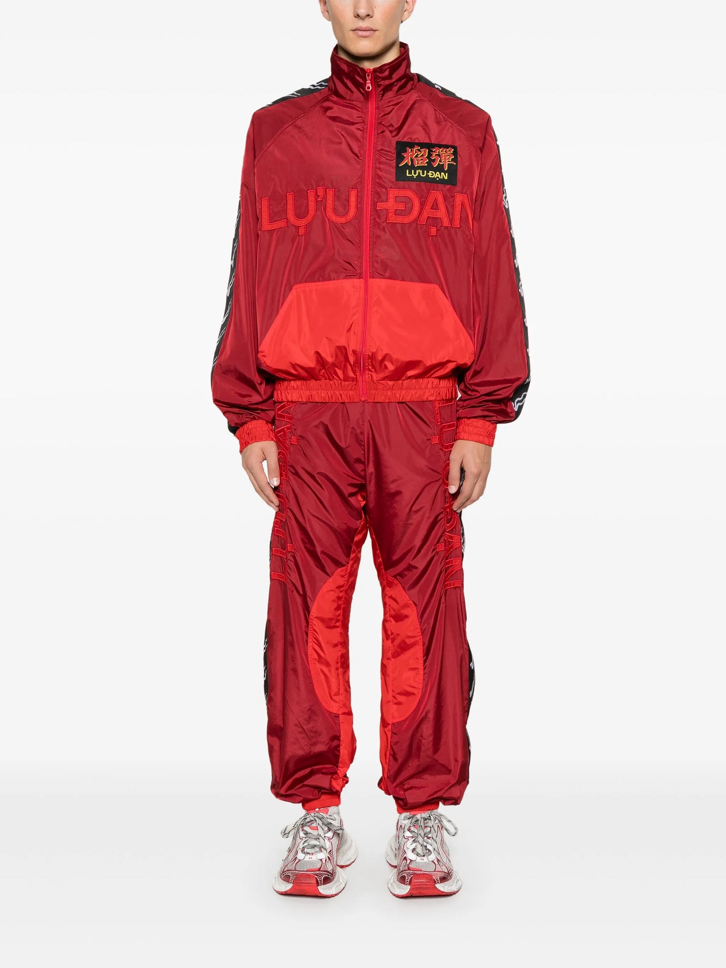 L-D windbreaker