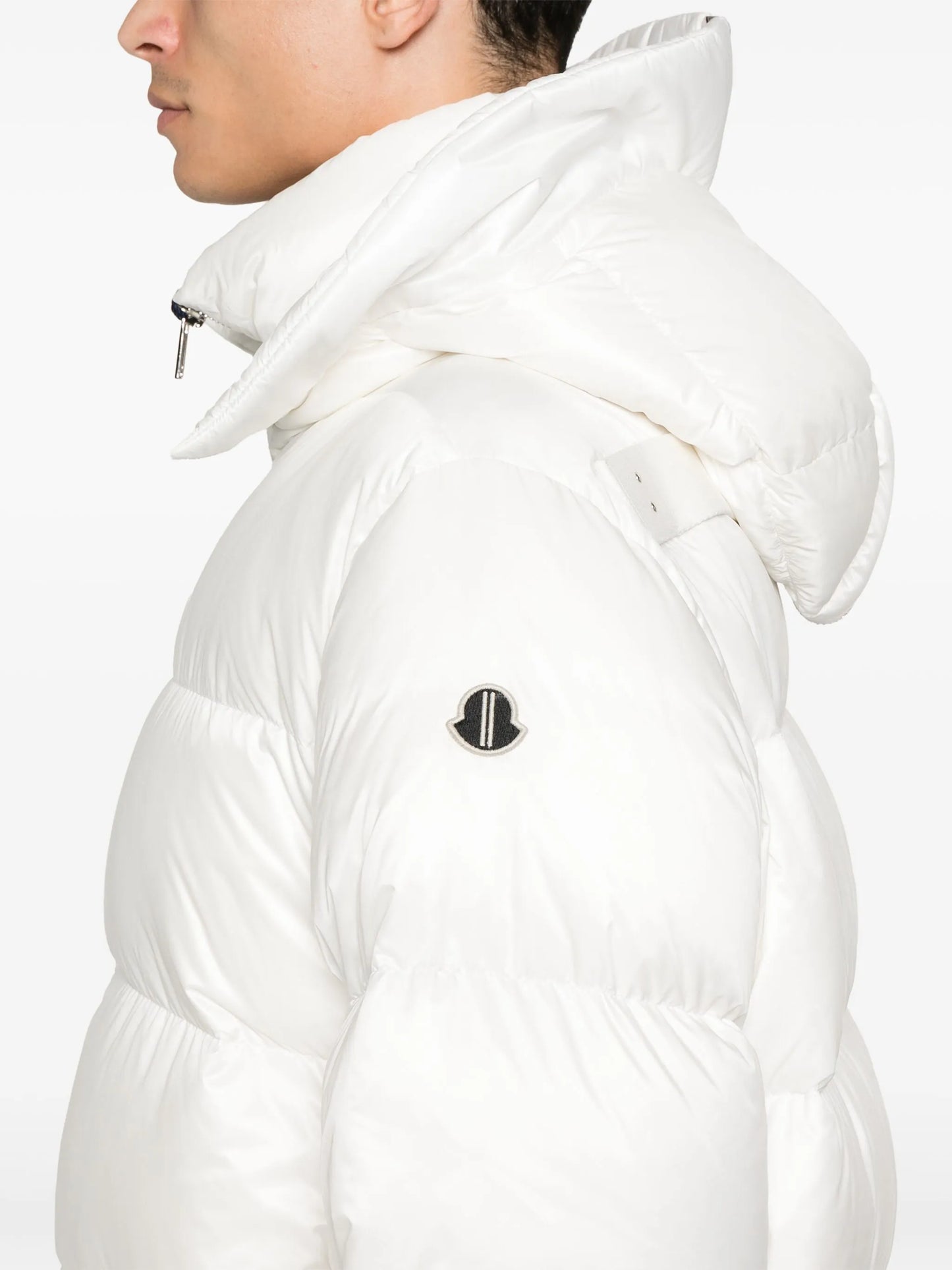 Cyclopic coat