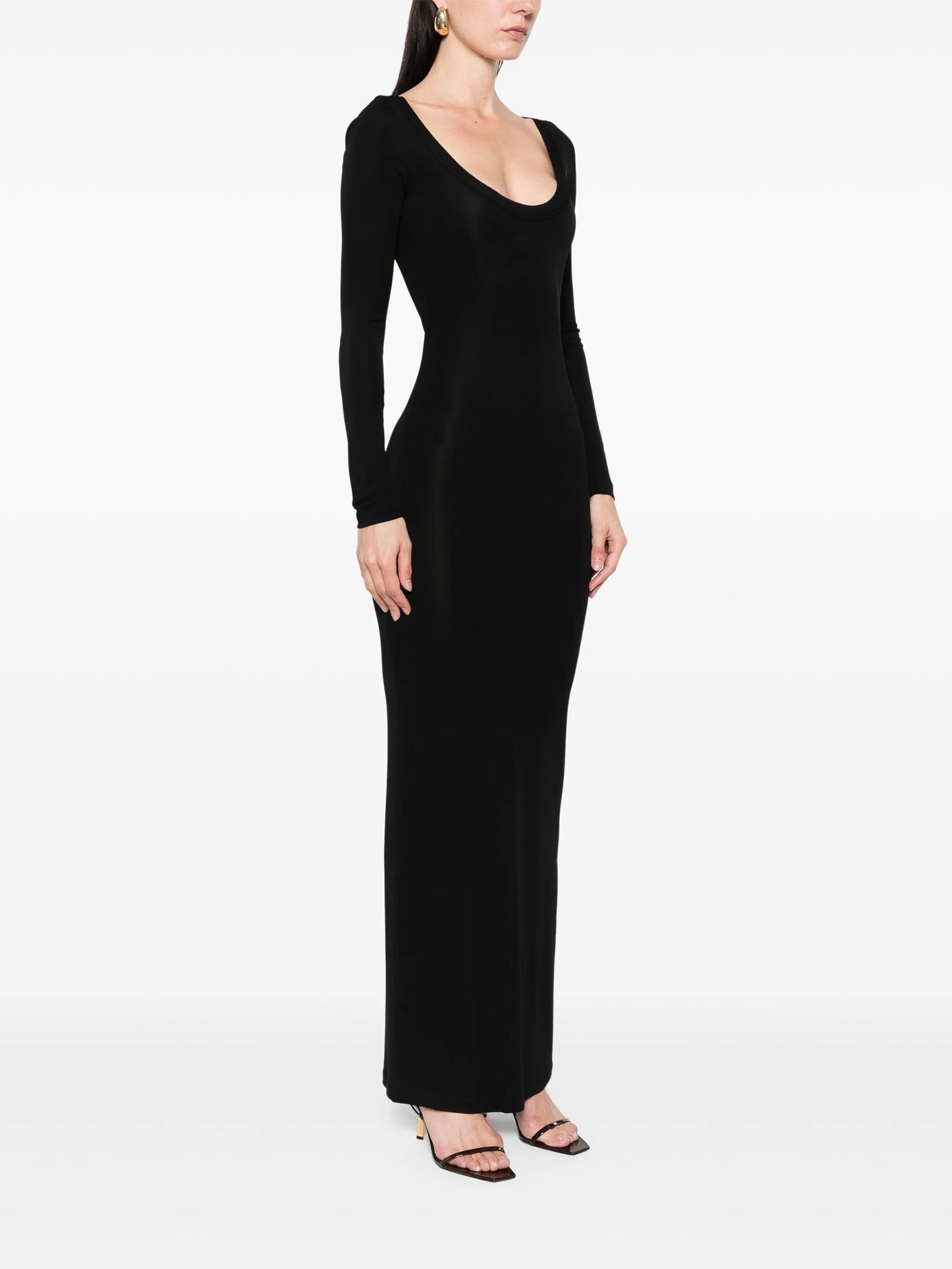 scoop-neck maxi dress