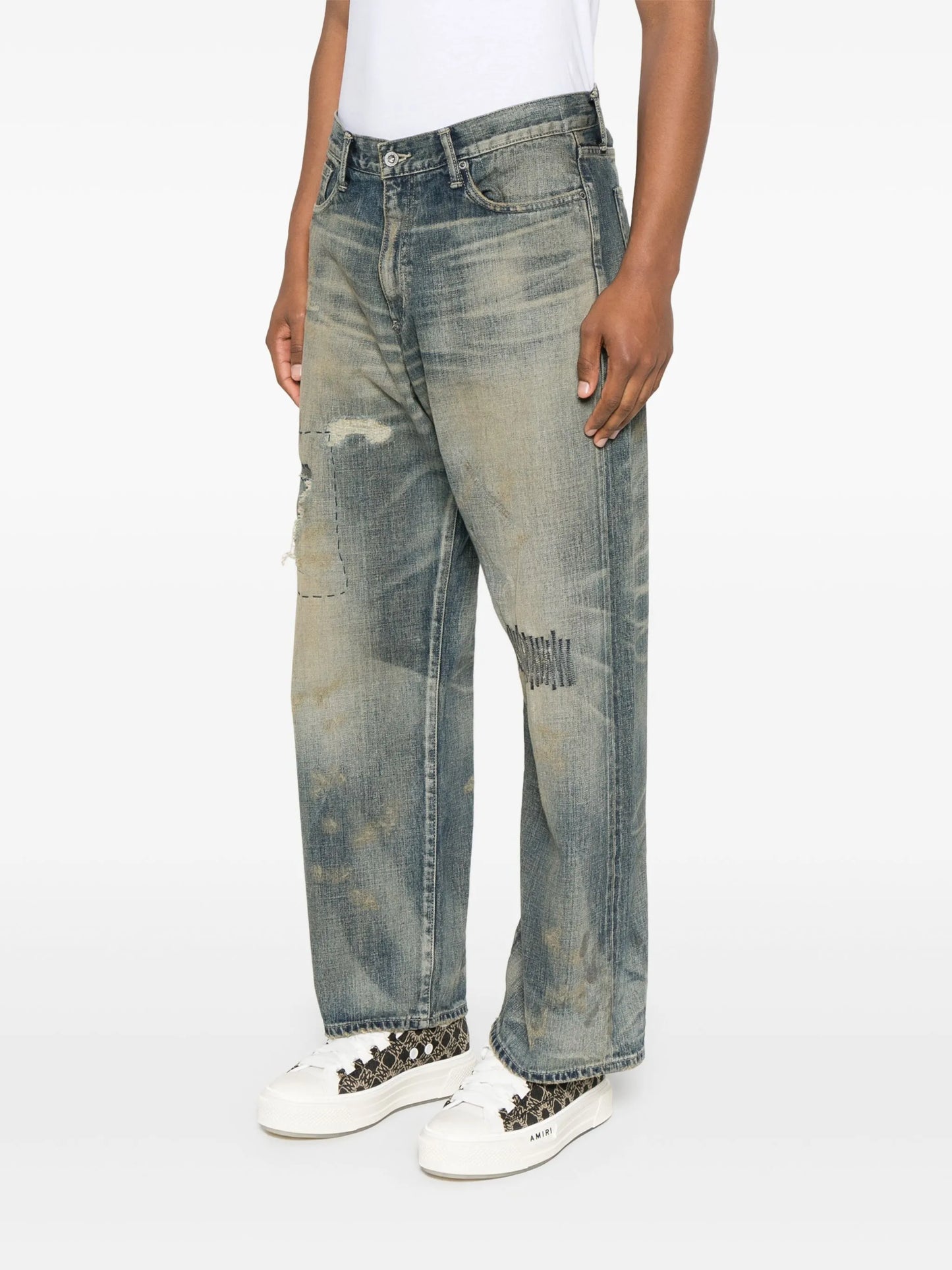 wide-leg jeans