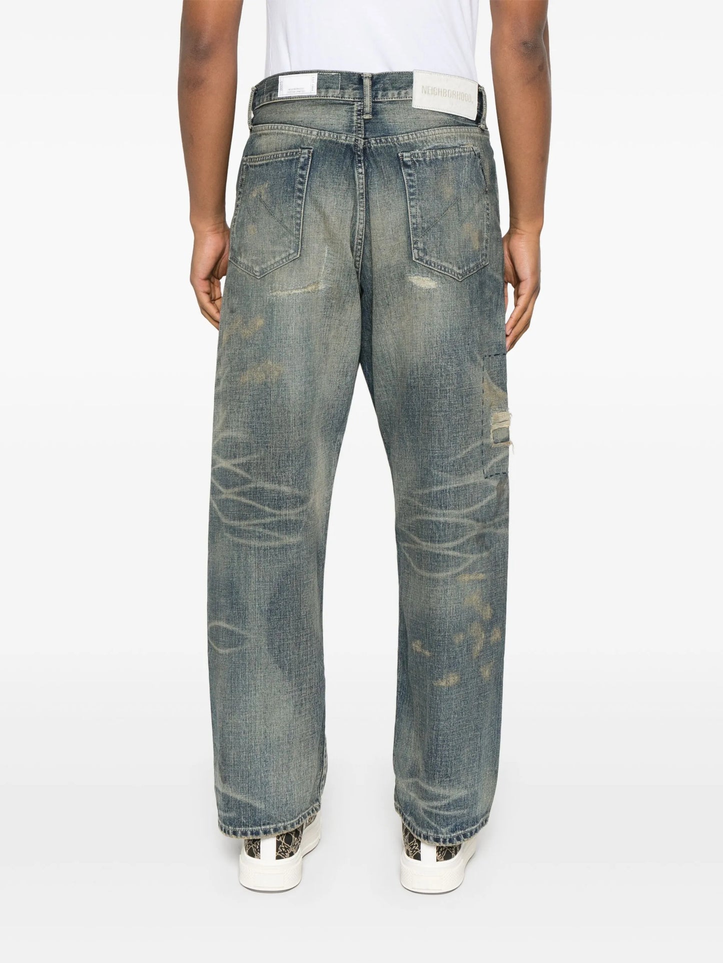 wide-leg jeans