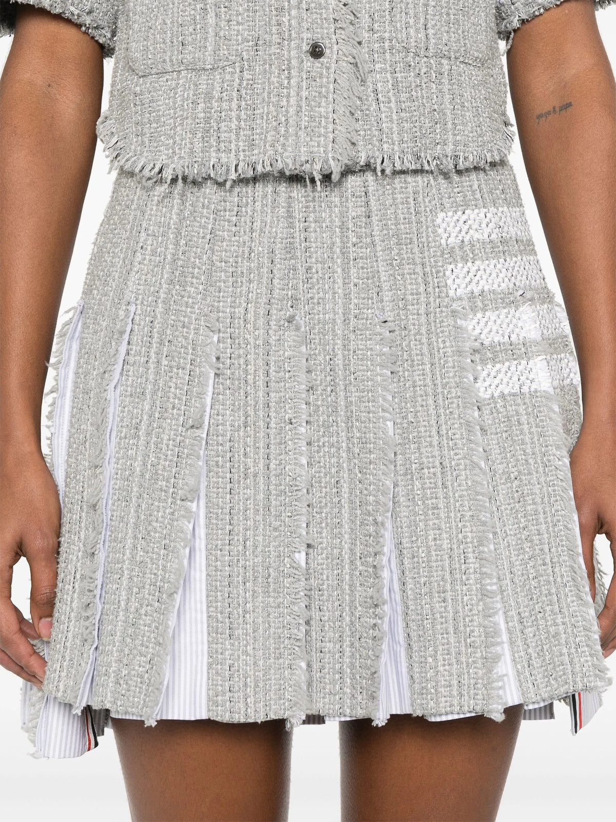 solid tweed 4-Bar pleated mini skirt