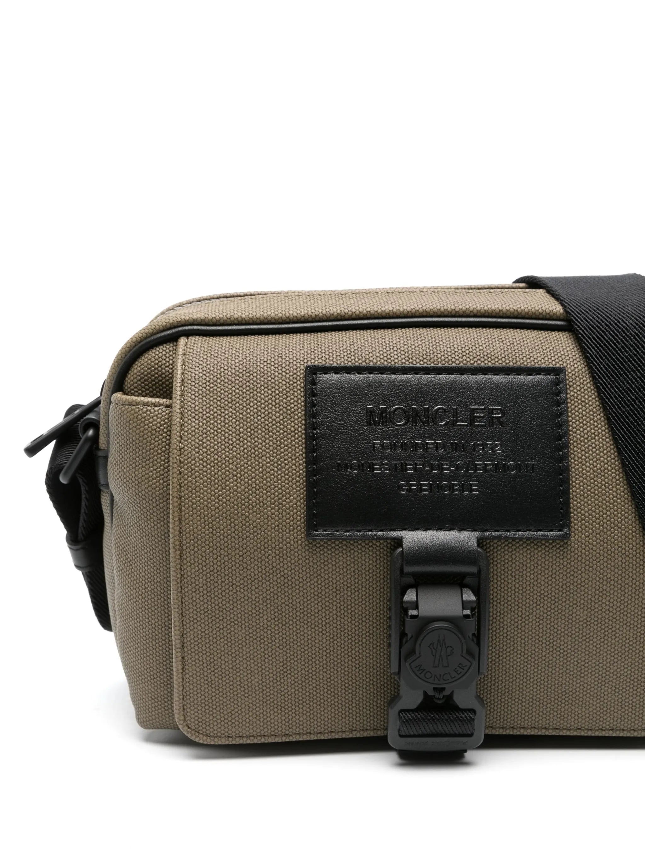 Nakoa cross body bag