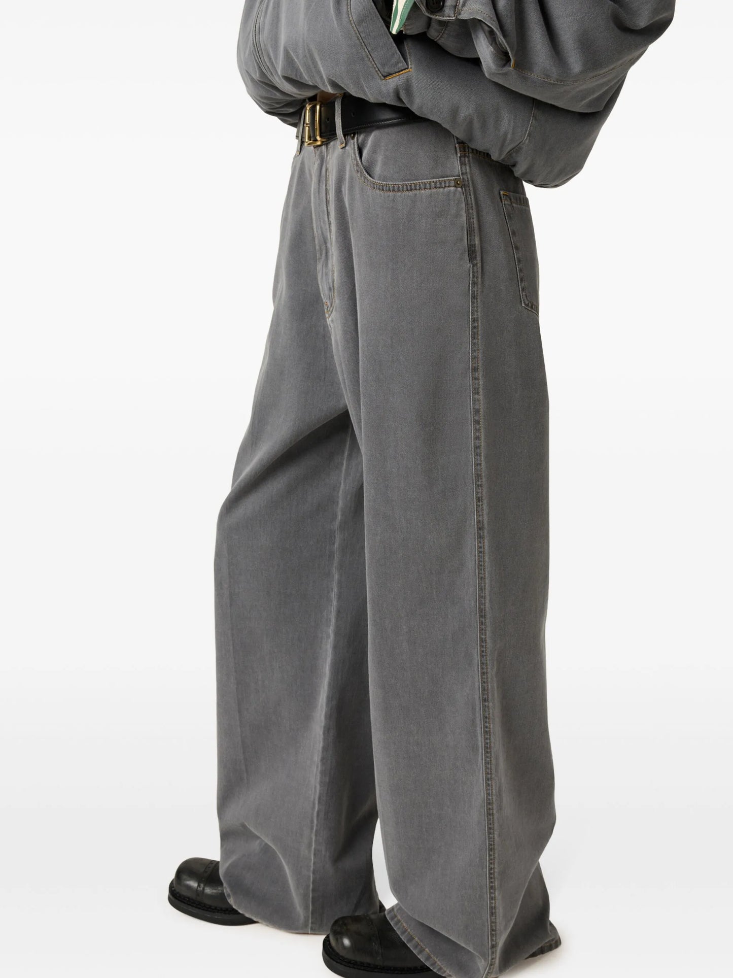 logo-embroidered wide-leg jeans