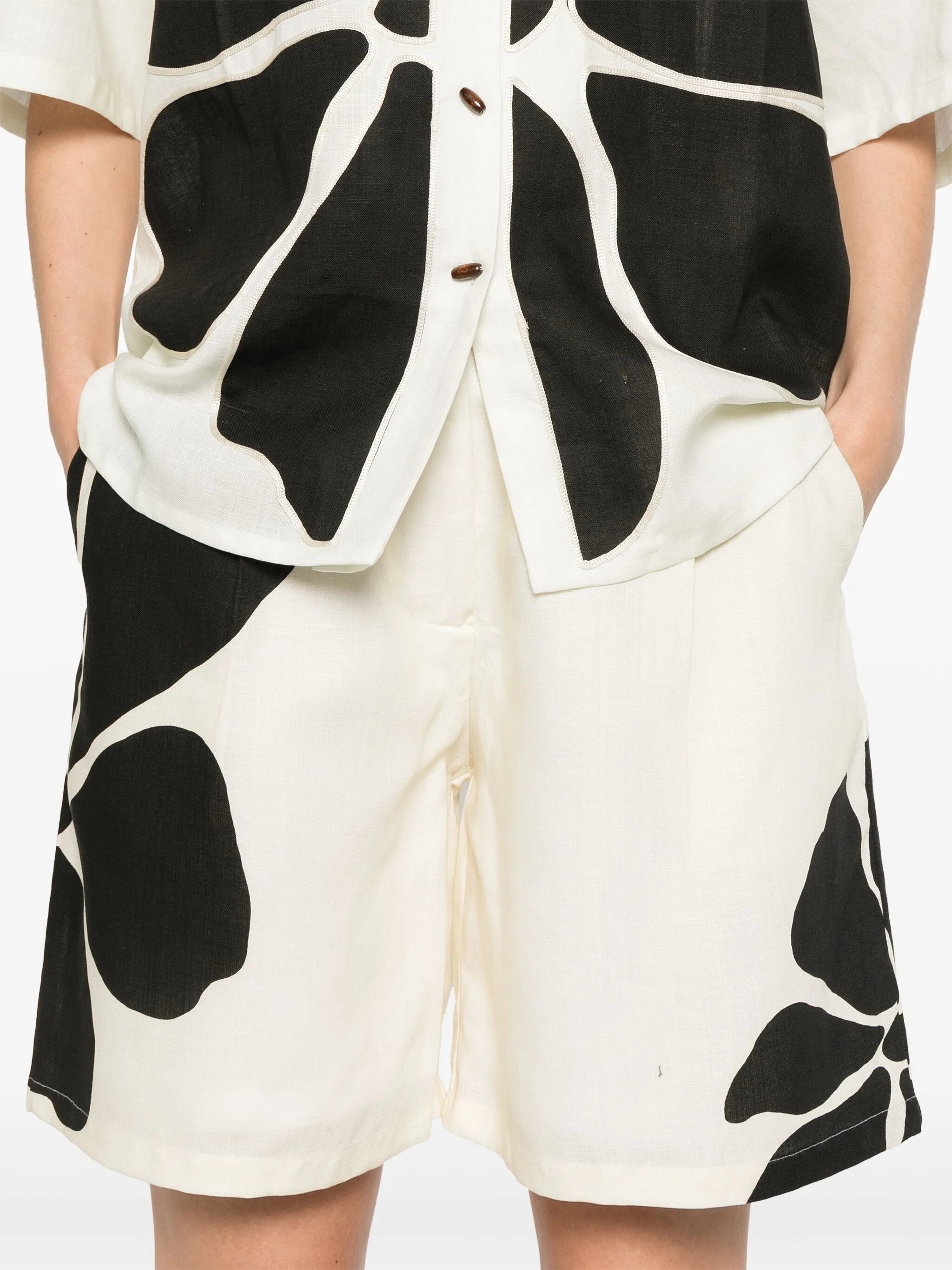 Sia shorts