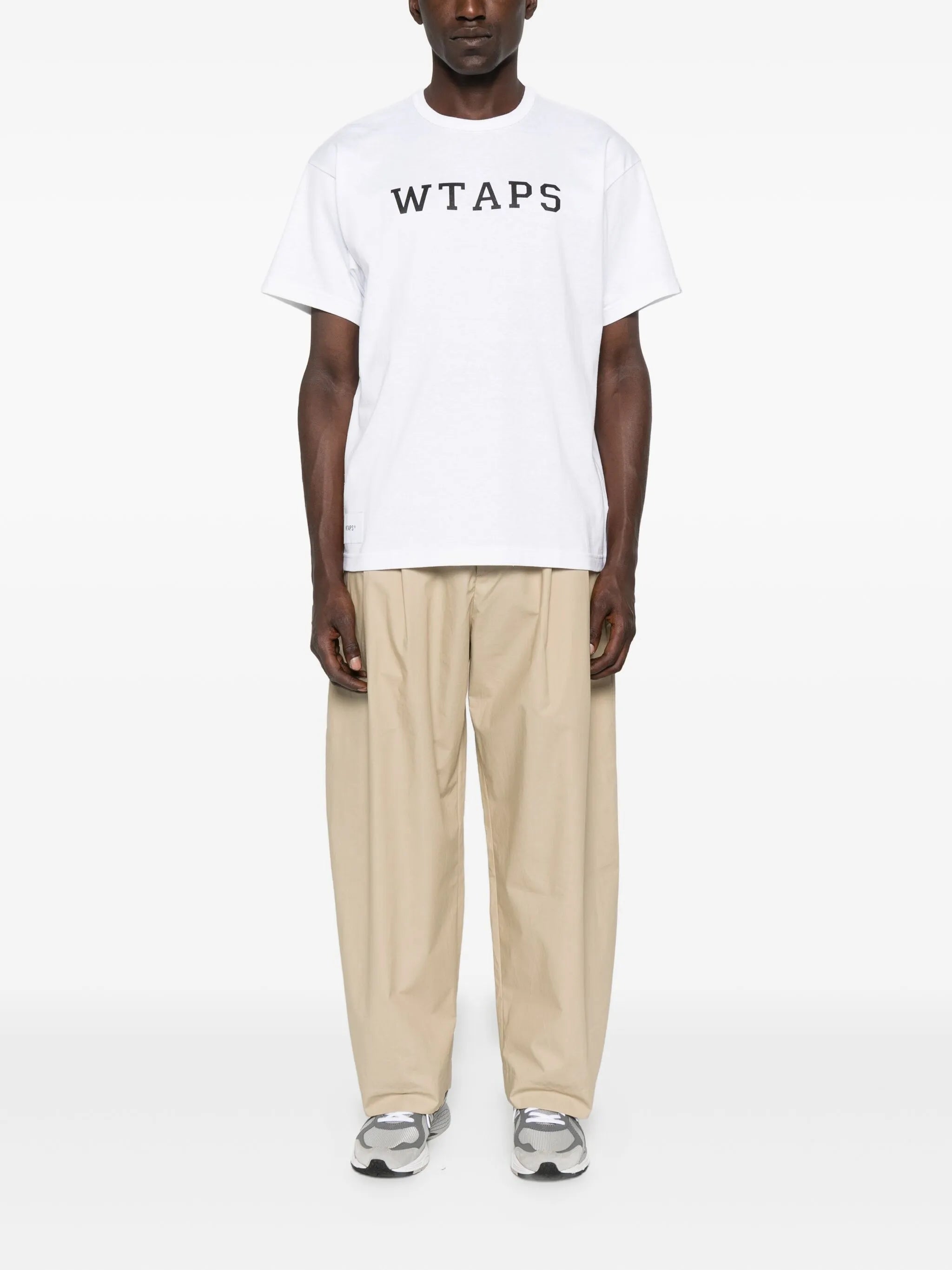 Academy 01 logo T-shirt