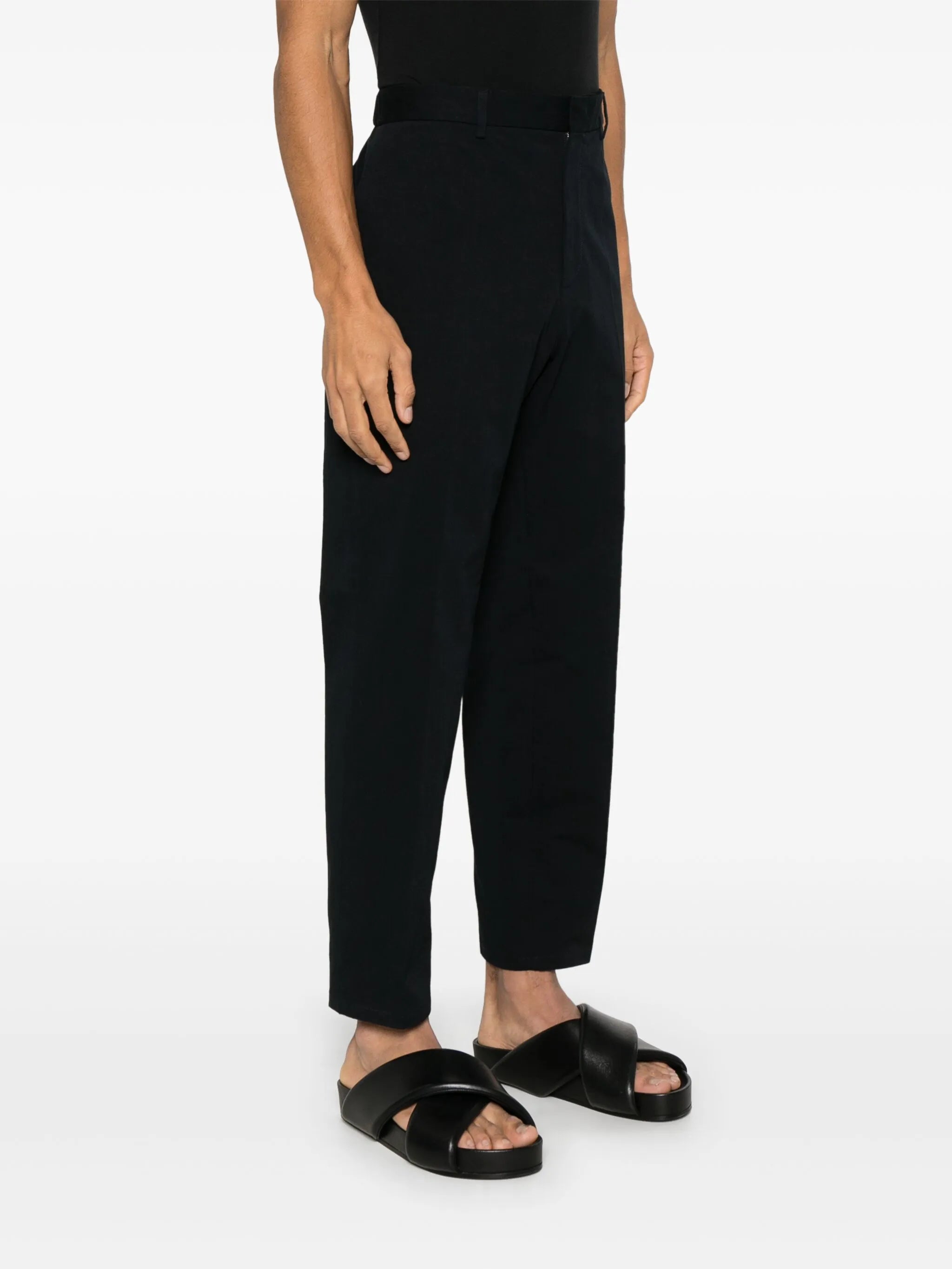 tapered trousers