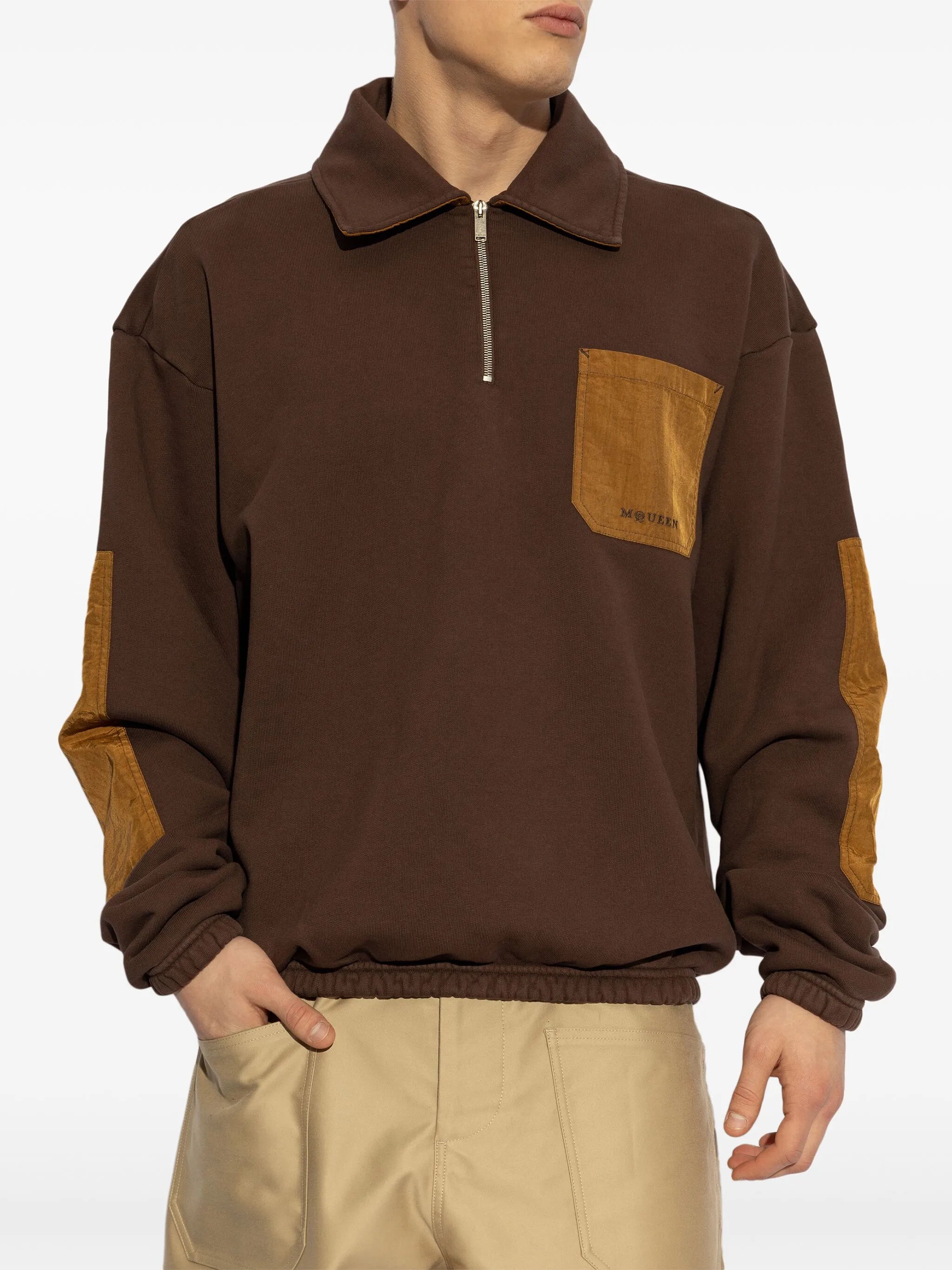 contrast-pocket sweatshirt