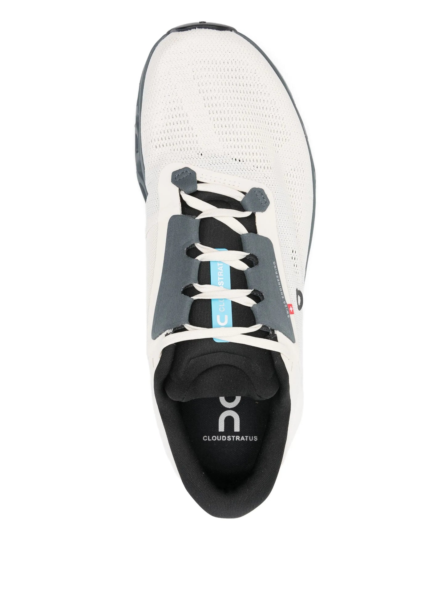 Cloudstratus 3 sneakers