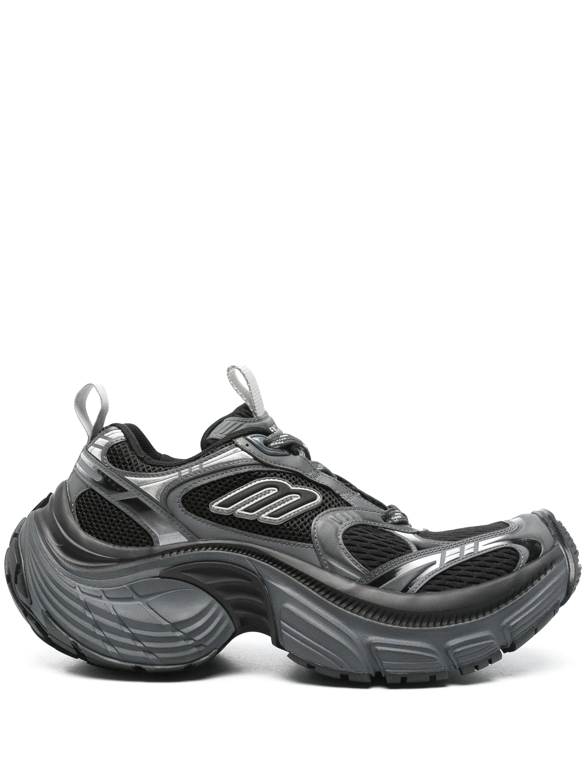 6XL sneakers