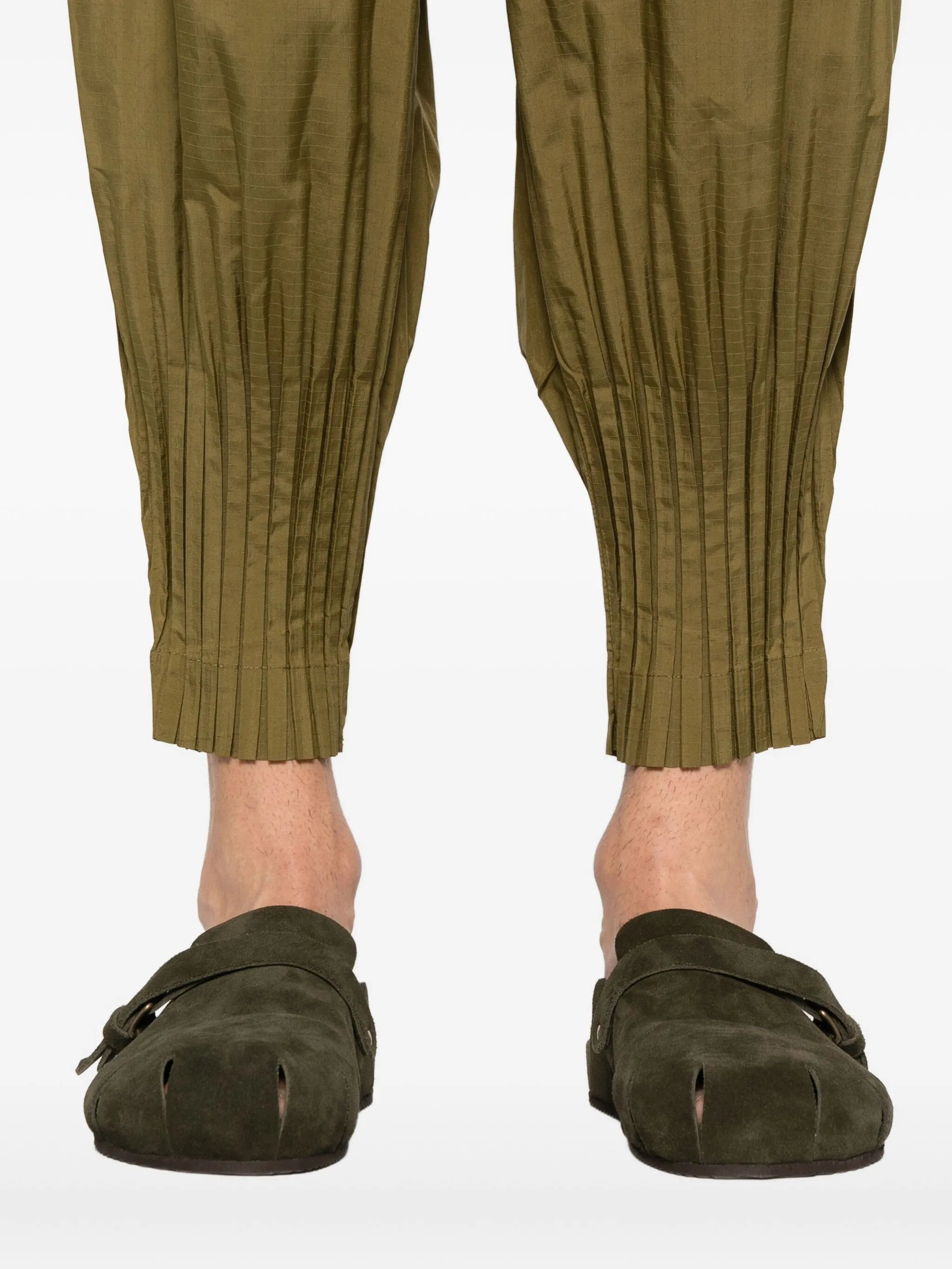 wide-leg trousers