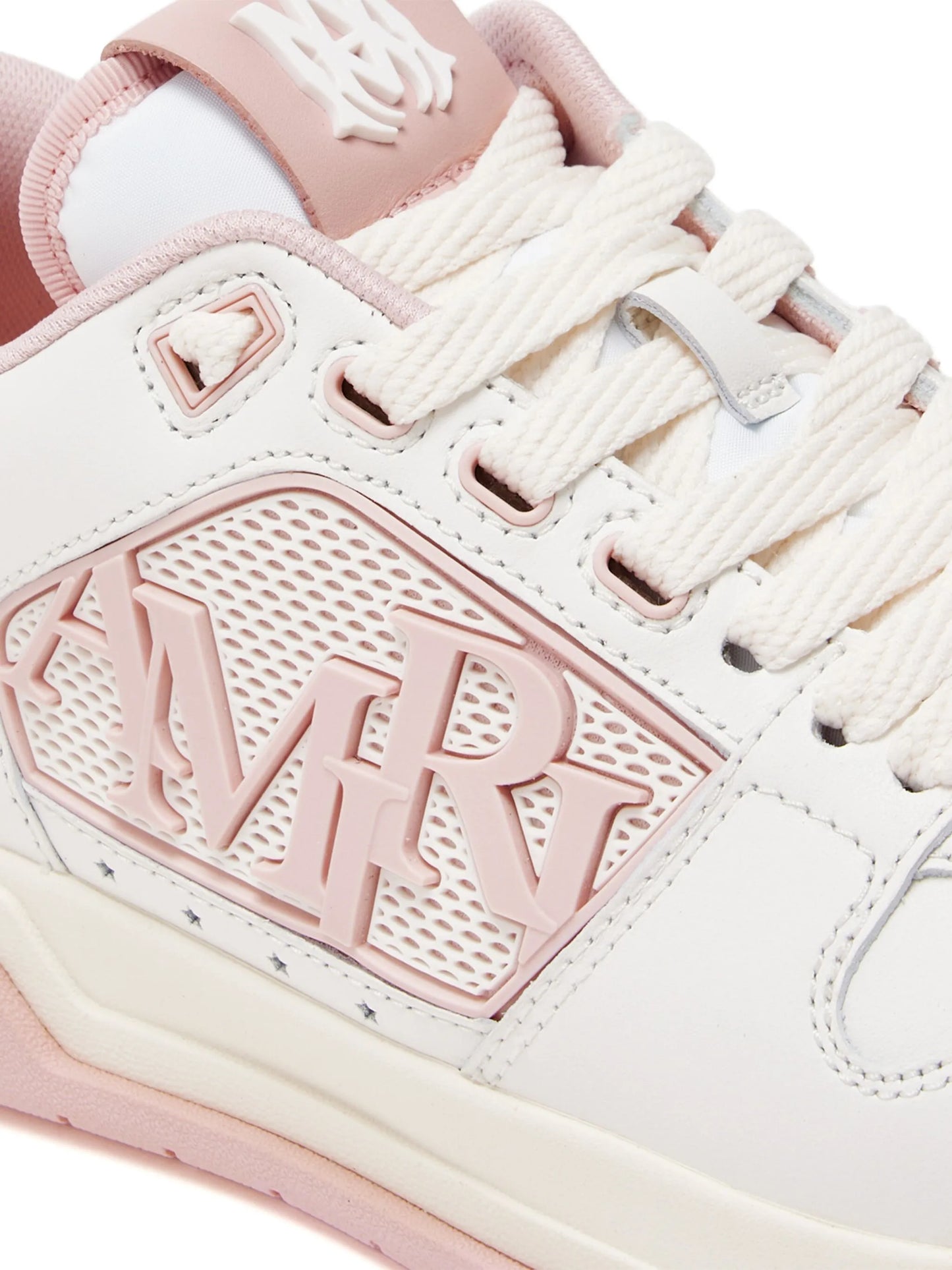 Classic low sneakers