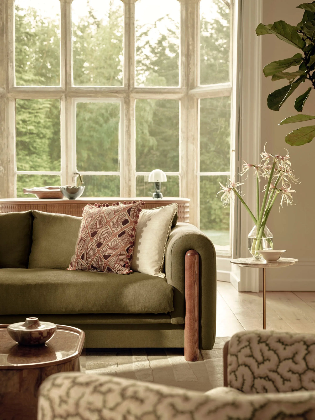 Alma vase, red bulgari marble