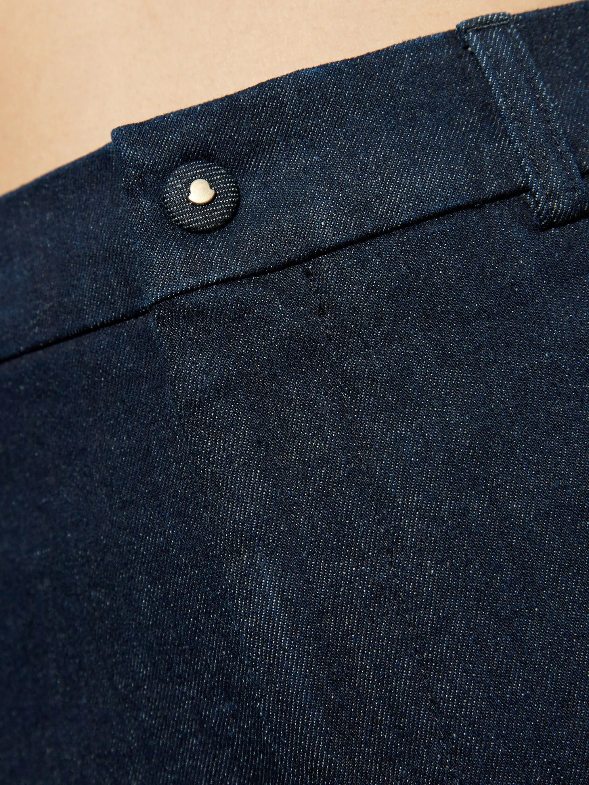 high-waisted jeans