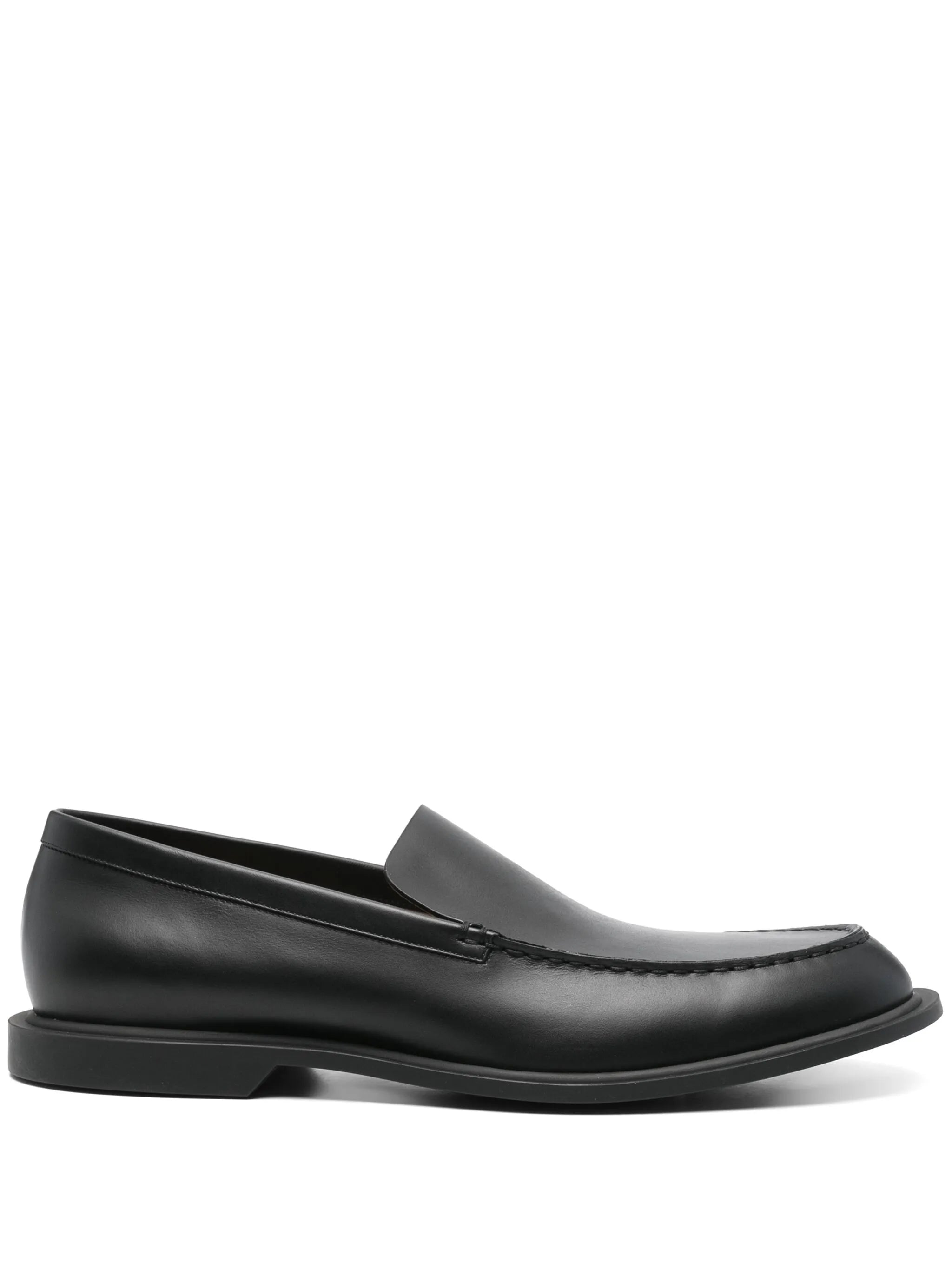 Nic loafers