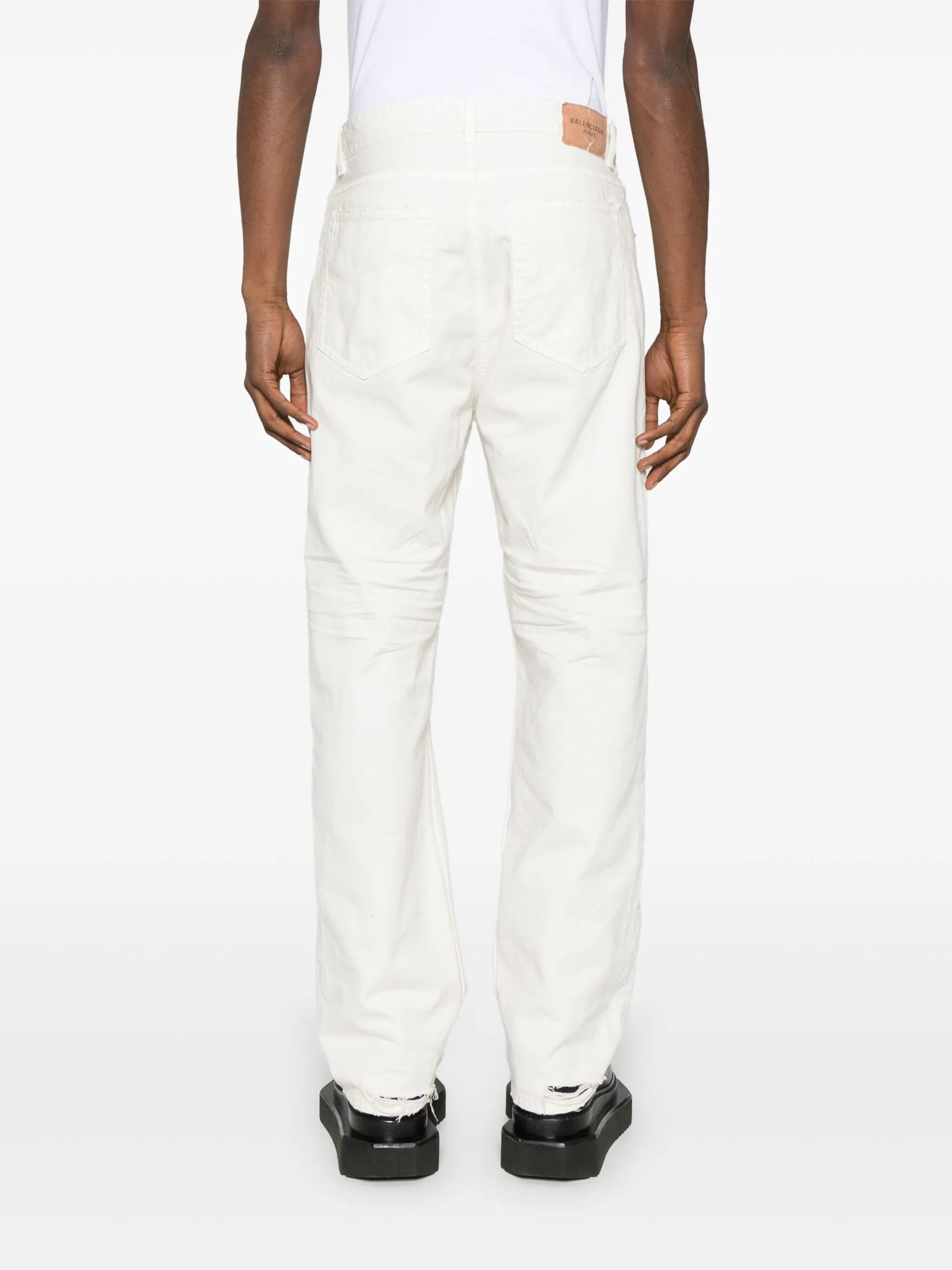 distressed-effect jeans