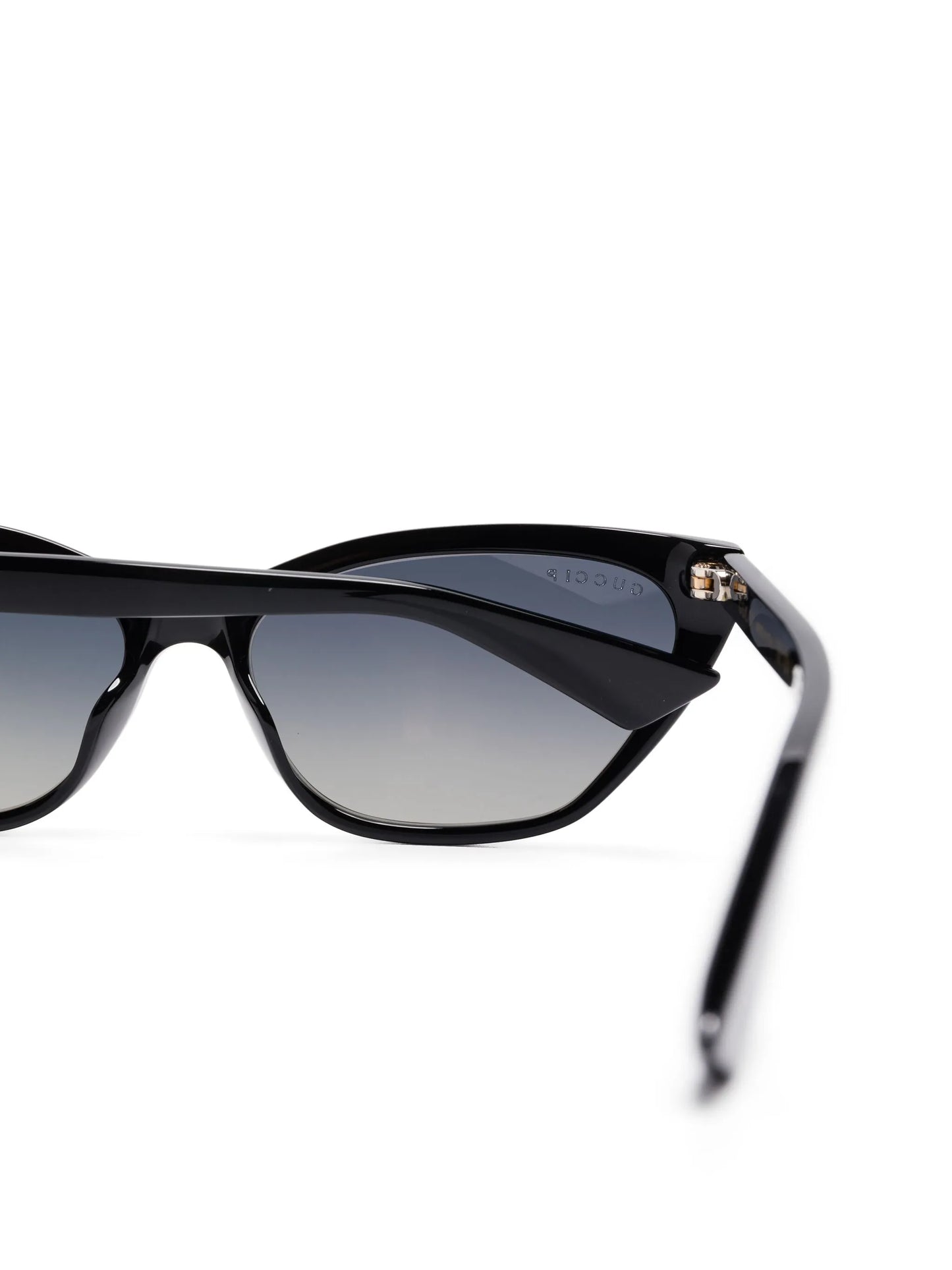 cat-eye sunglasses