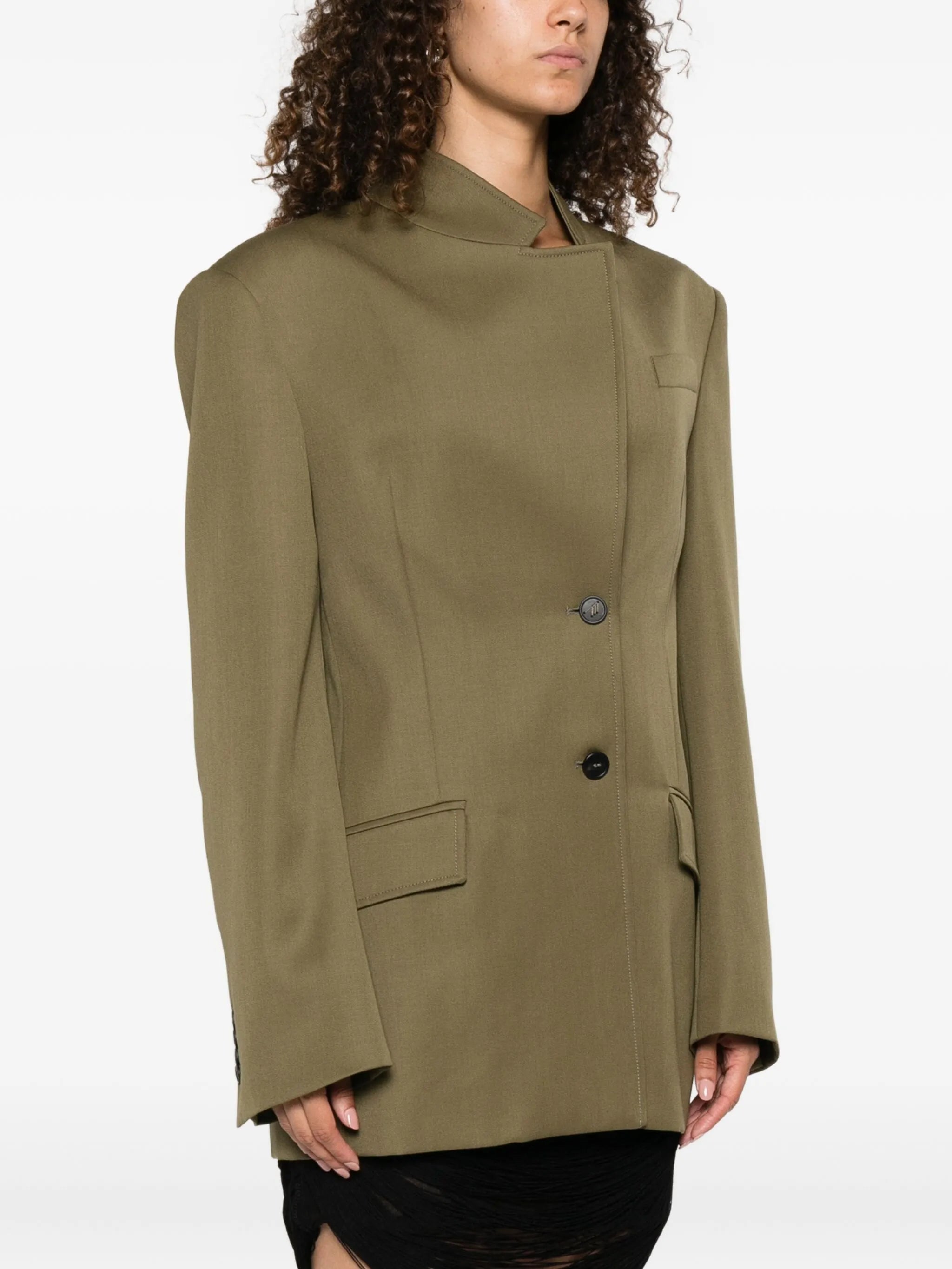 single-breasted blazer