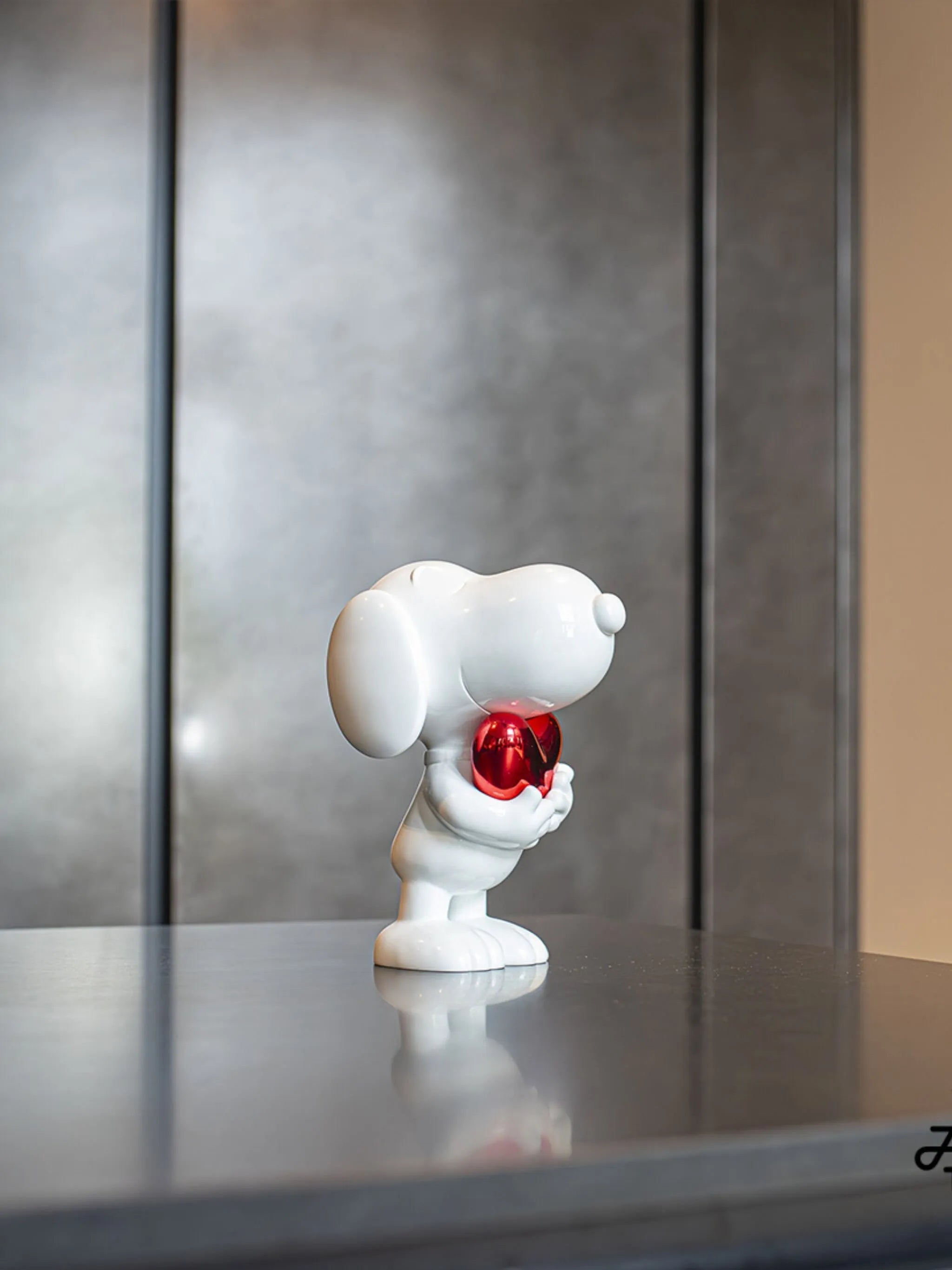 Snoopy sculpture