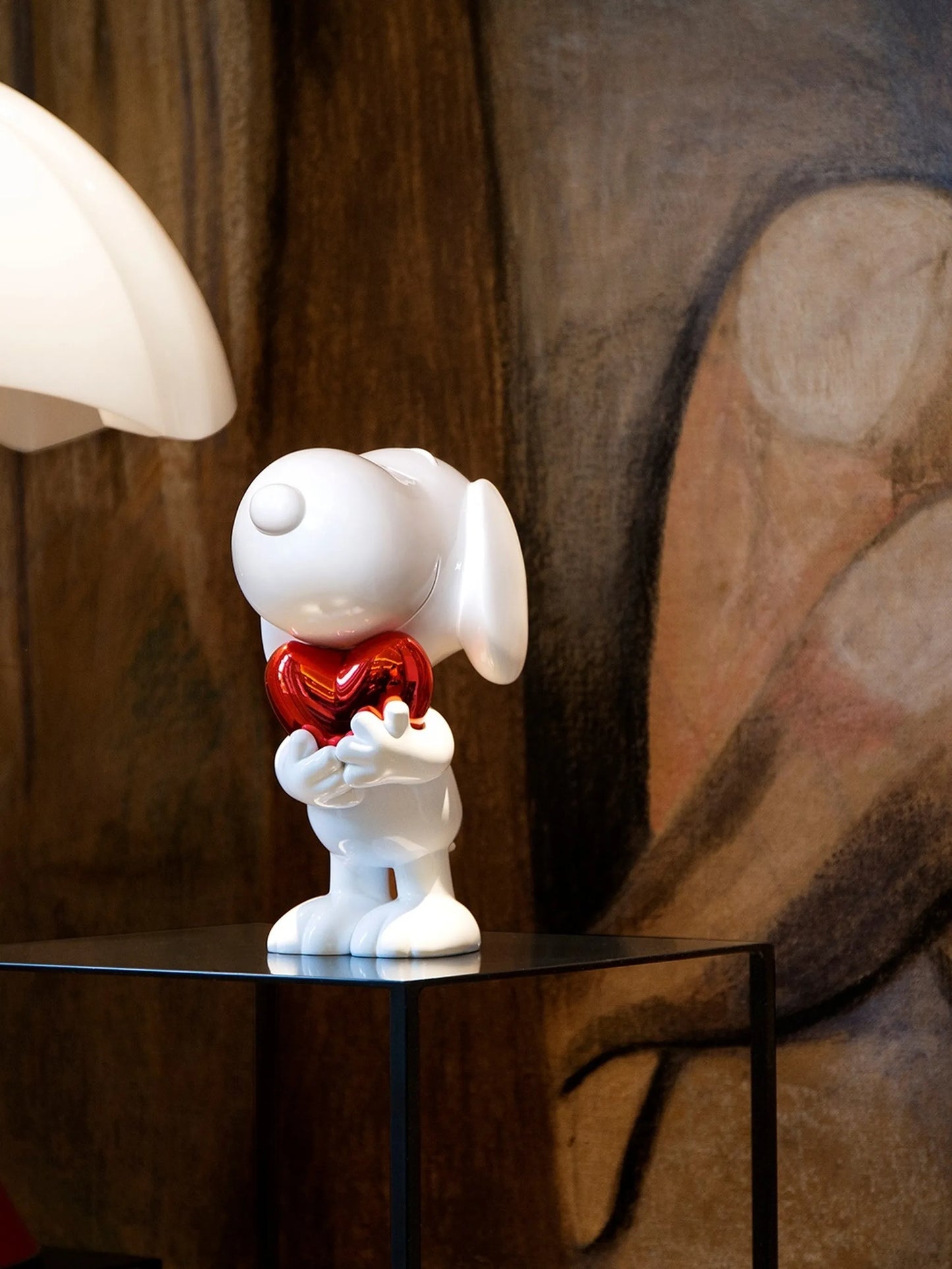 small Snoopy heart sculpture