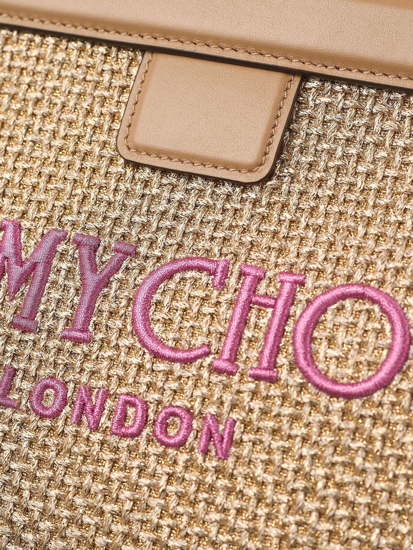 Avenue clutch bag