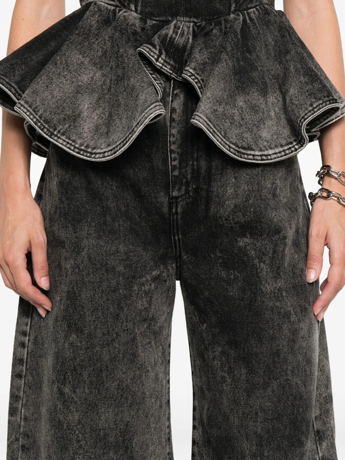 high-waisted boyfriend jeans
