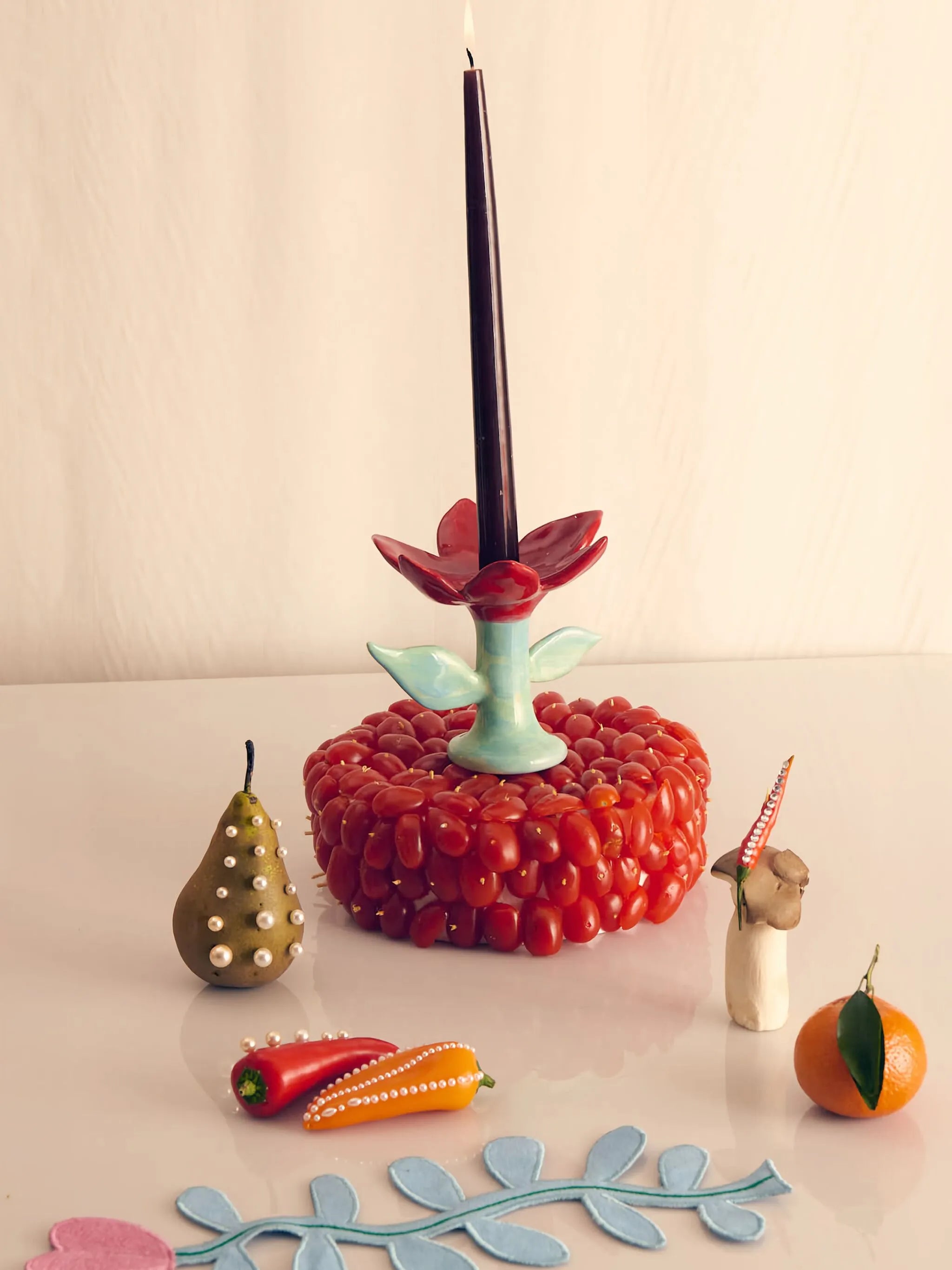 Irina candle holder