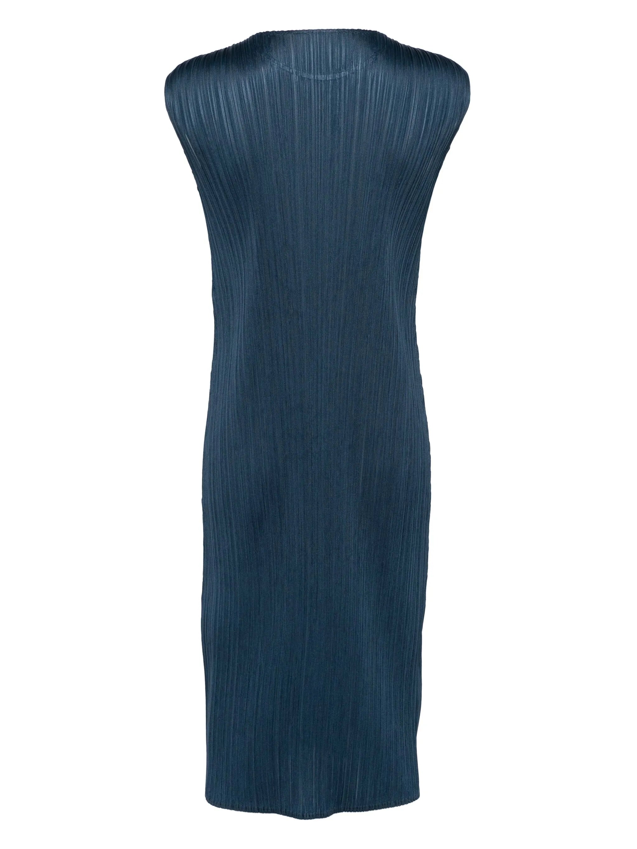 Monthly Colors: April midi dress