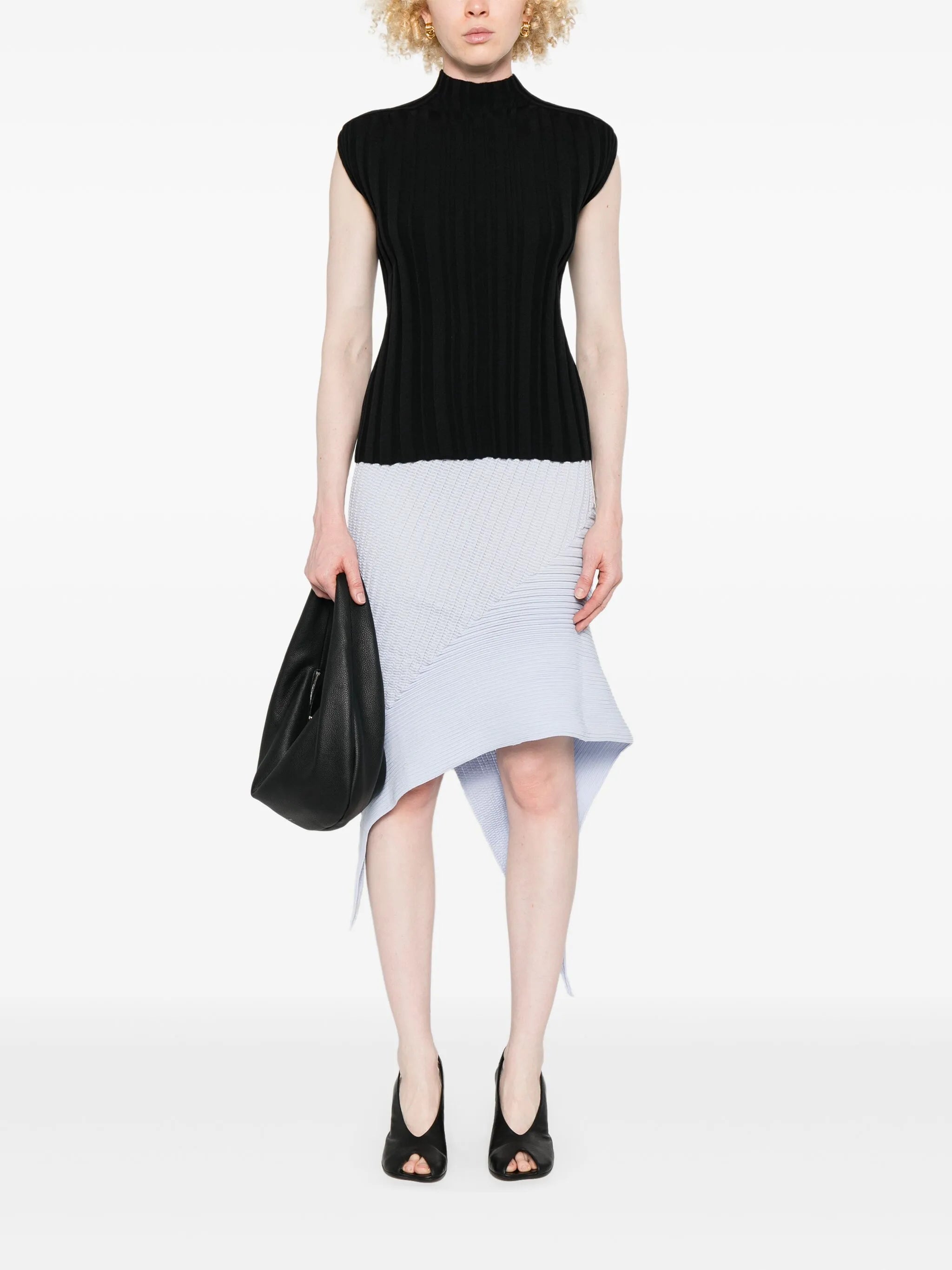 pleated T-shirt