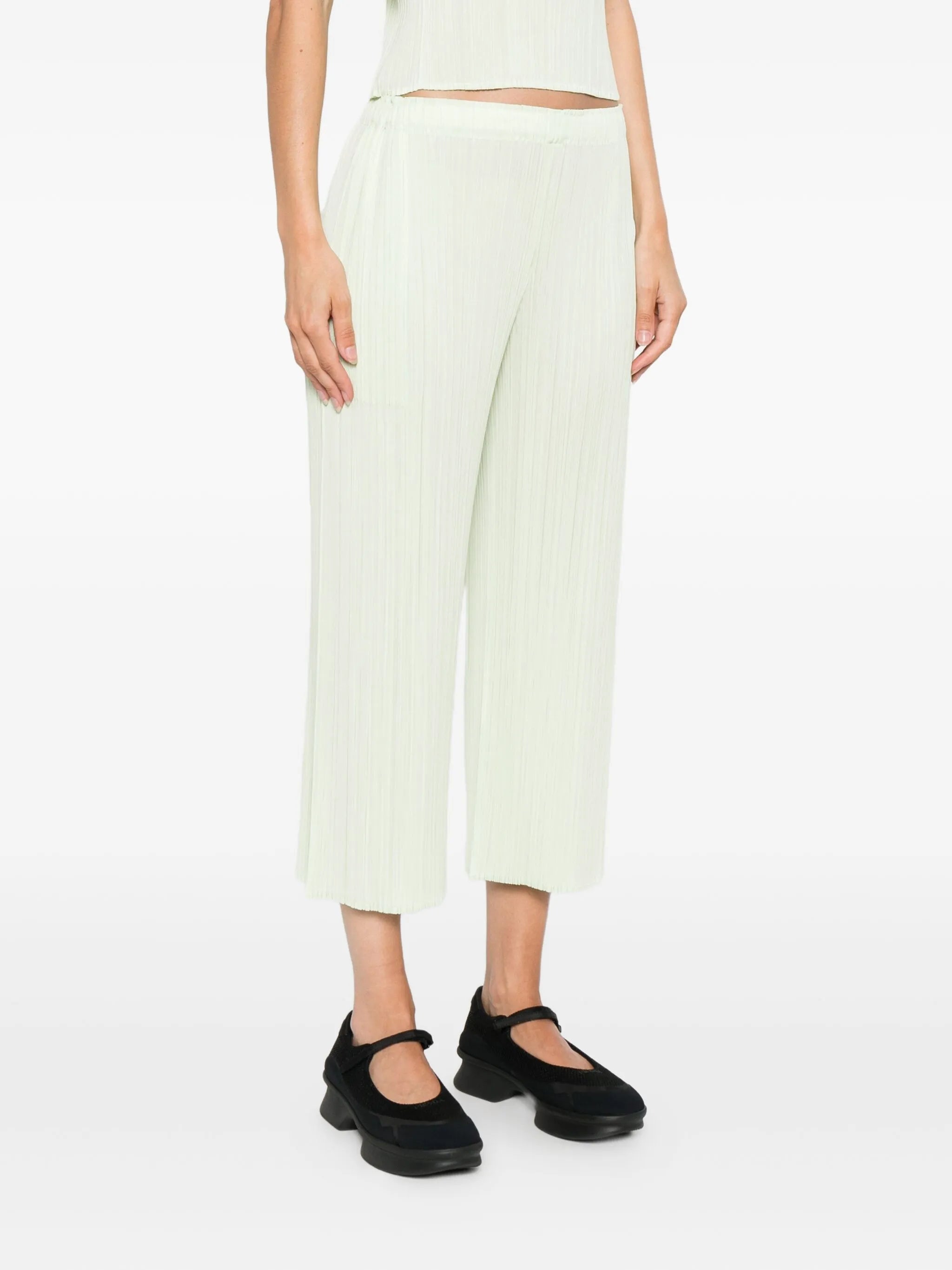pleated cropped trousers