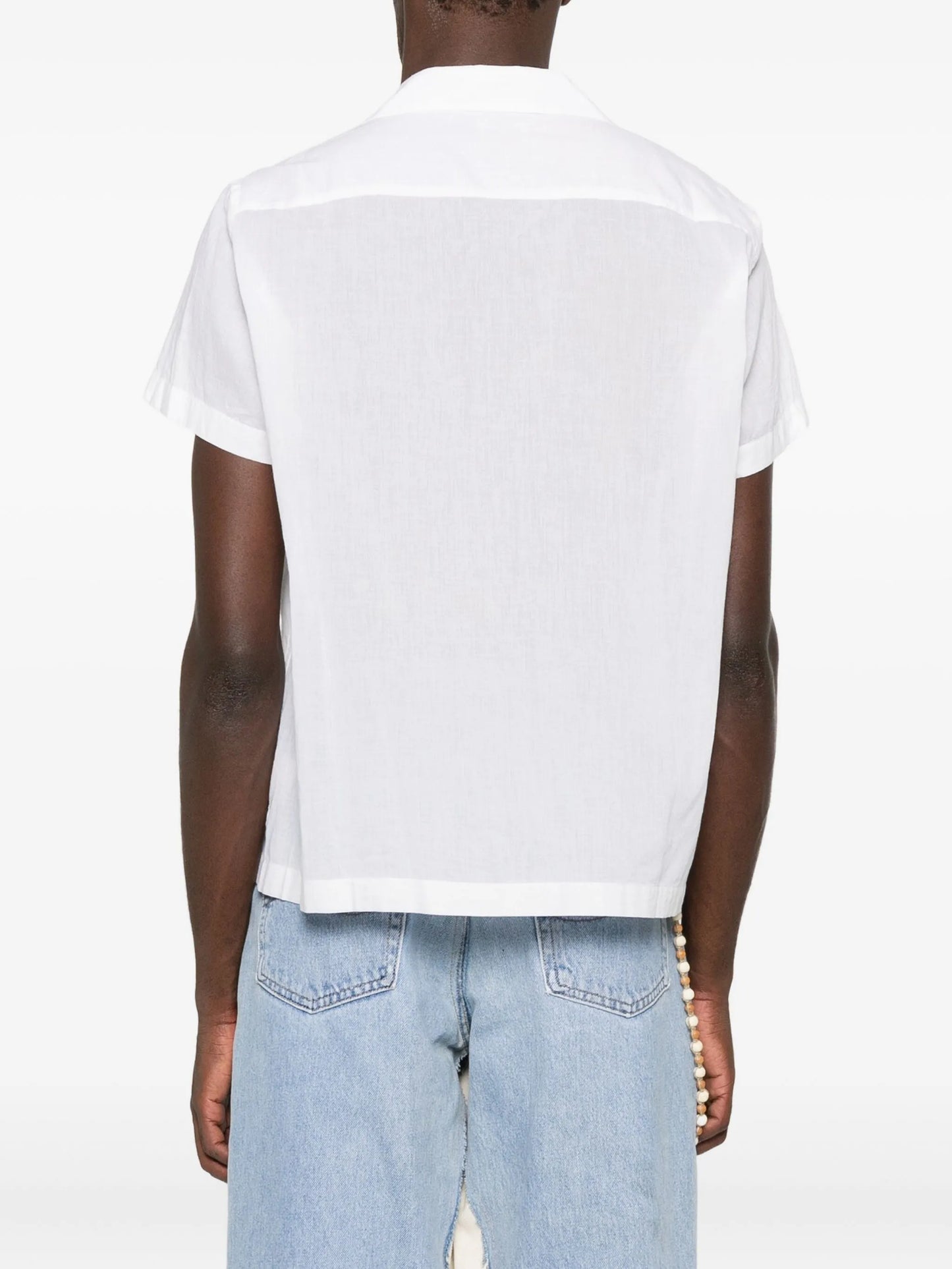 short-sleeved shirt