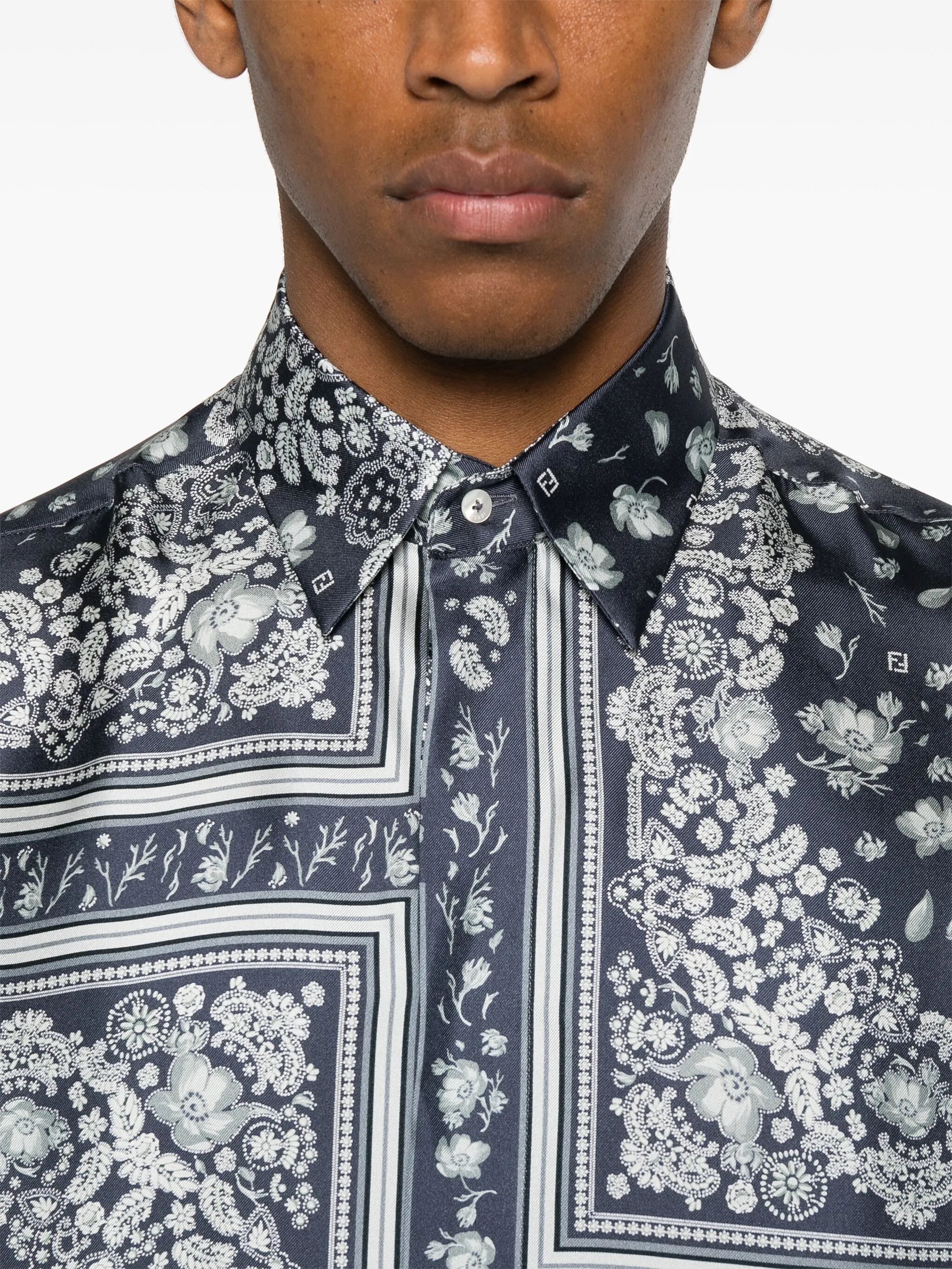 bandana-print shirt