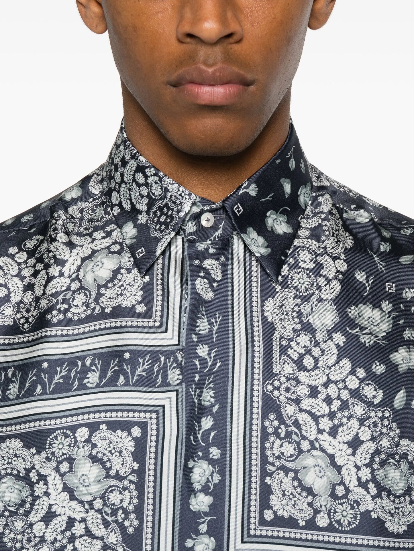 bandana-print shirt