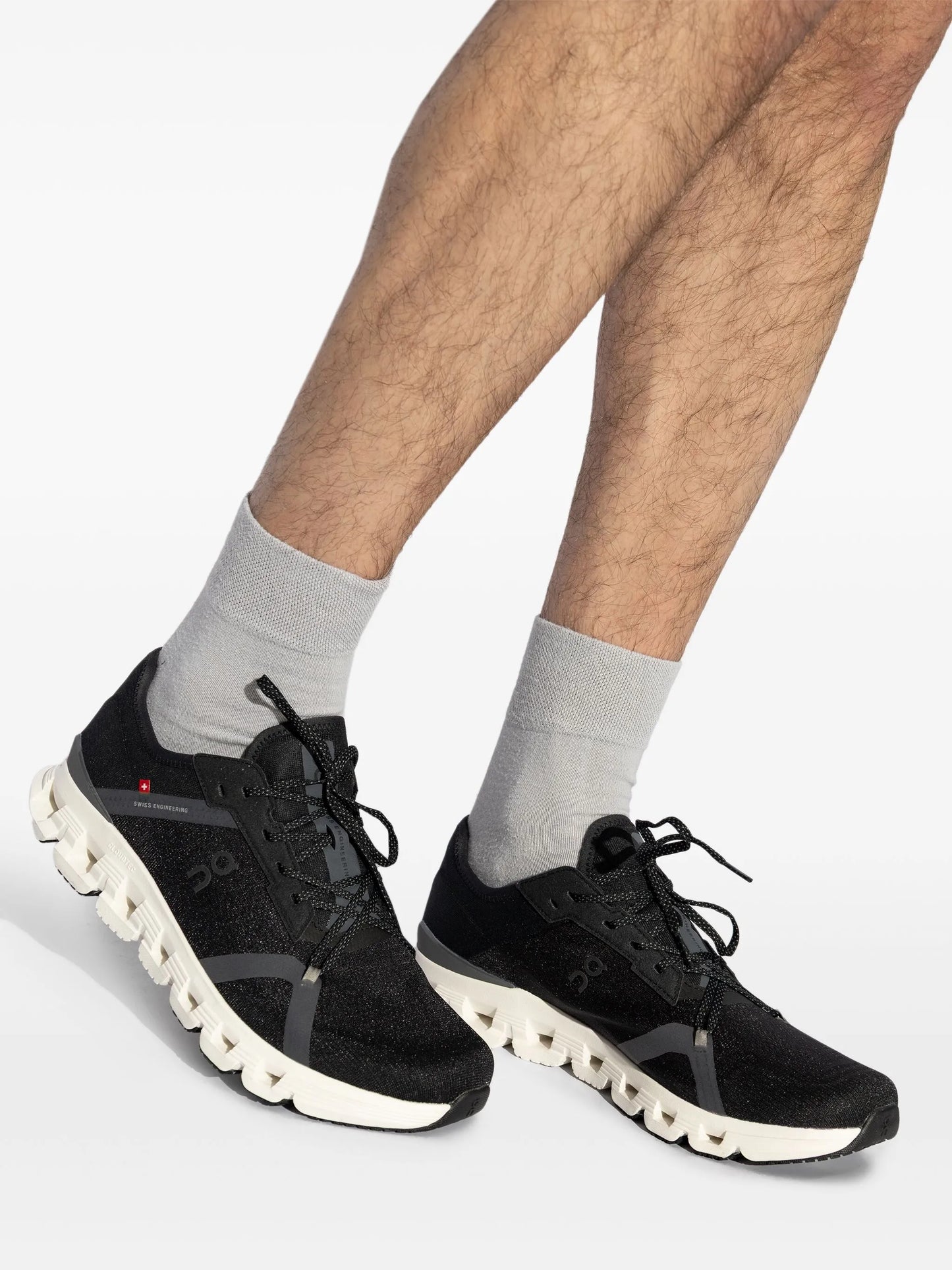 Cloud X 4 trainers