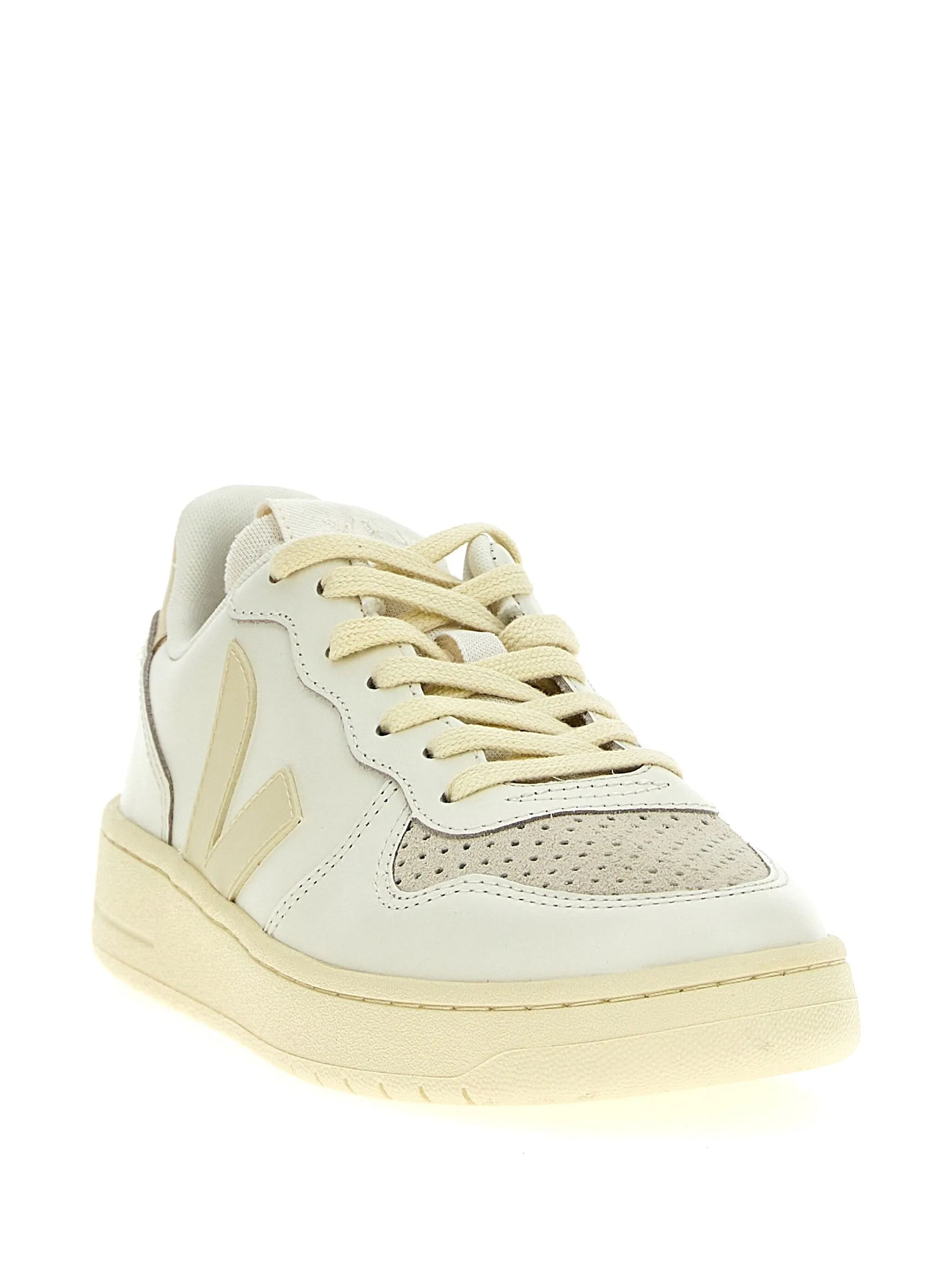 V-10 sneakers