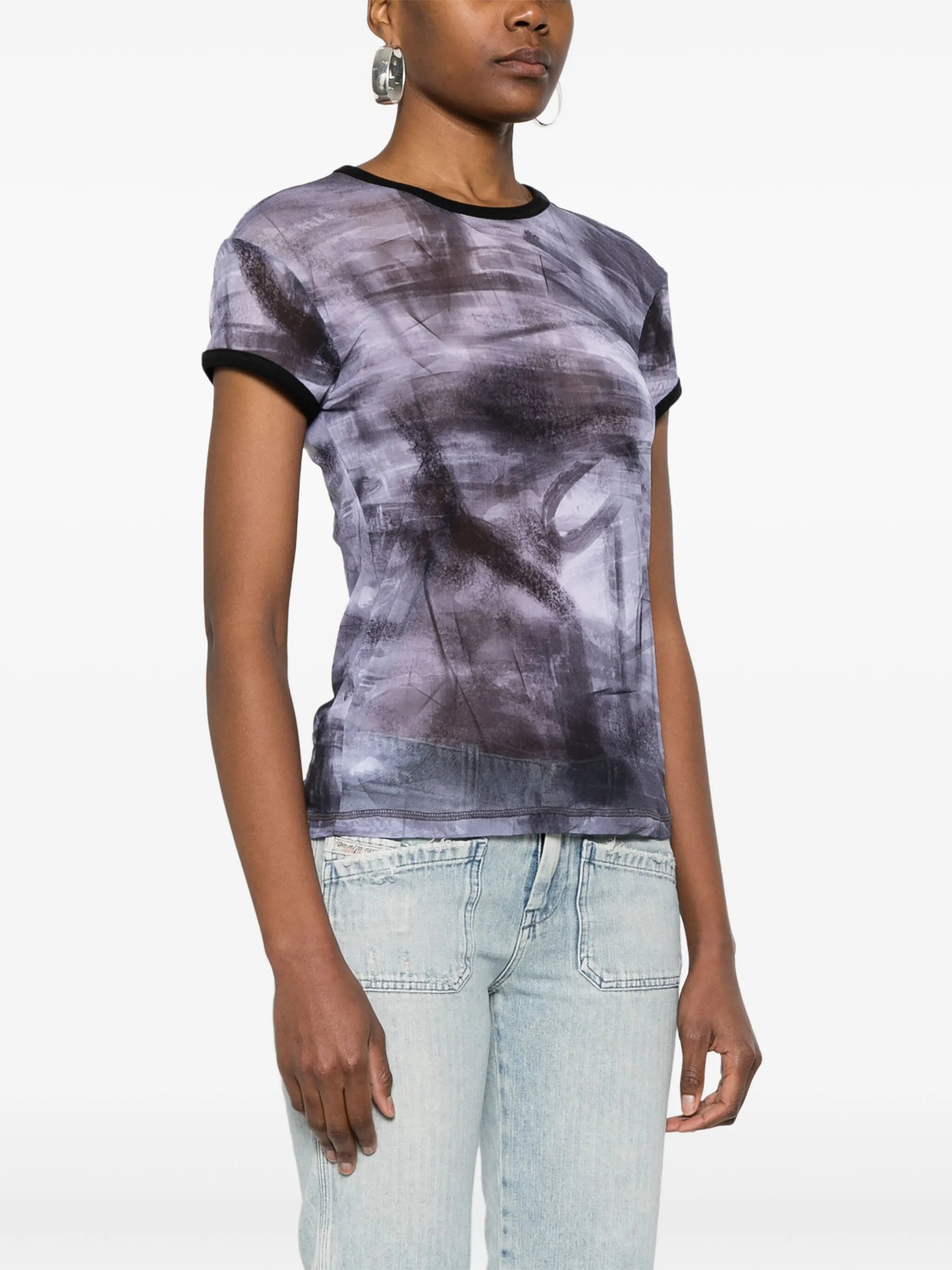 graphic-print T-shirt