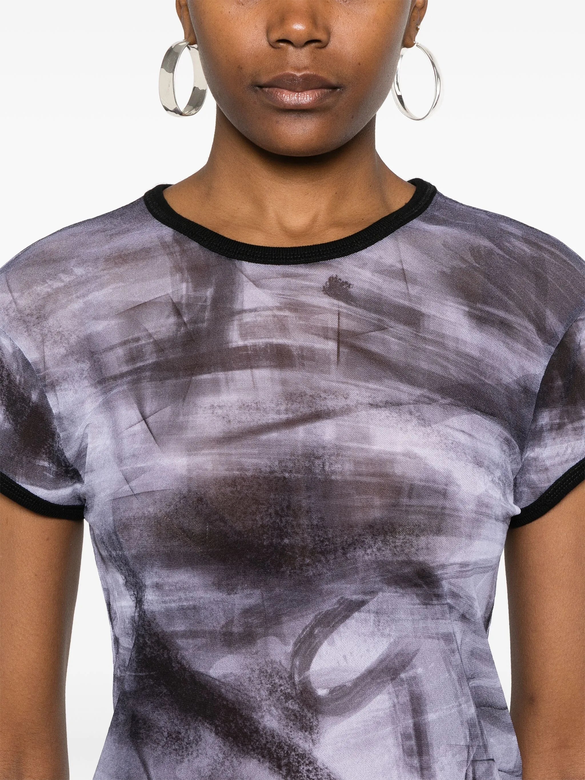 graphic-print T-shirt